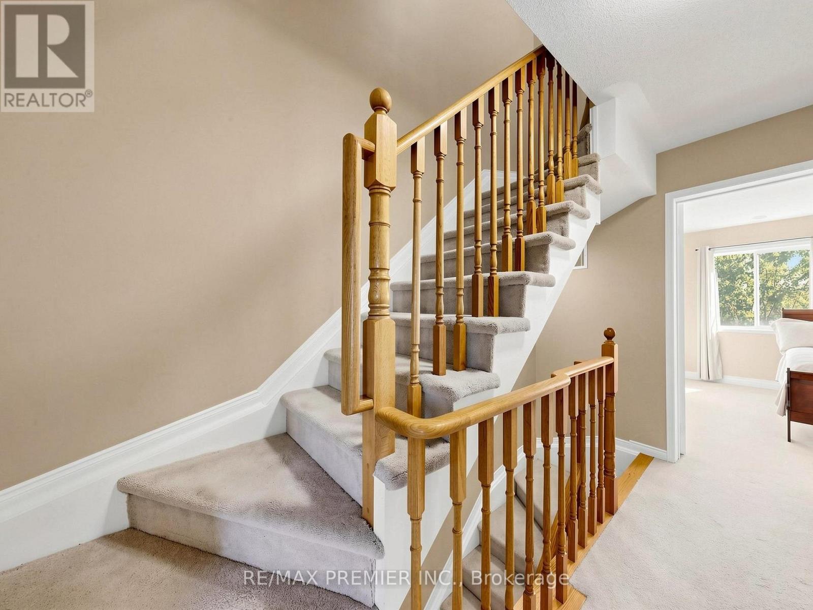 95 John Bell Crescent, Toronto, Ontario  M1L 0G5 - Photo 12 - E13747252