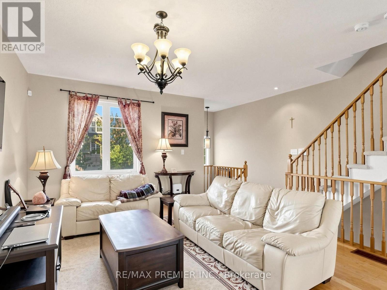 95 John Bell Crescent, Toronto, Ontario  M1L 0G5 - Photo 8 - E13747252