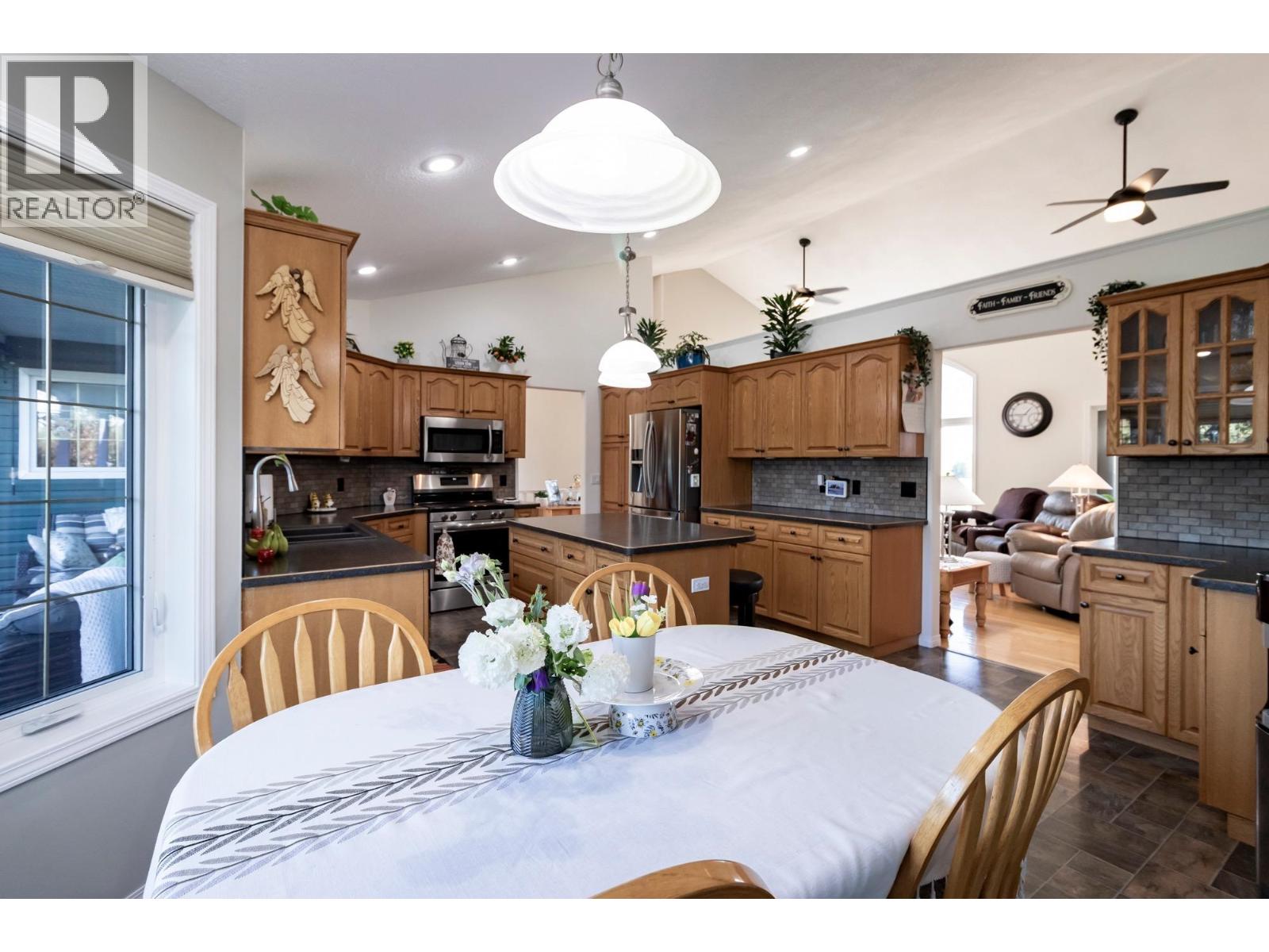 12098 91 Street, Fort St. John, British Columbia  V1J 8C3 - Photo 16 - R3162651