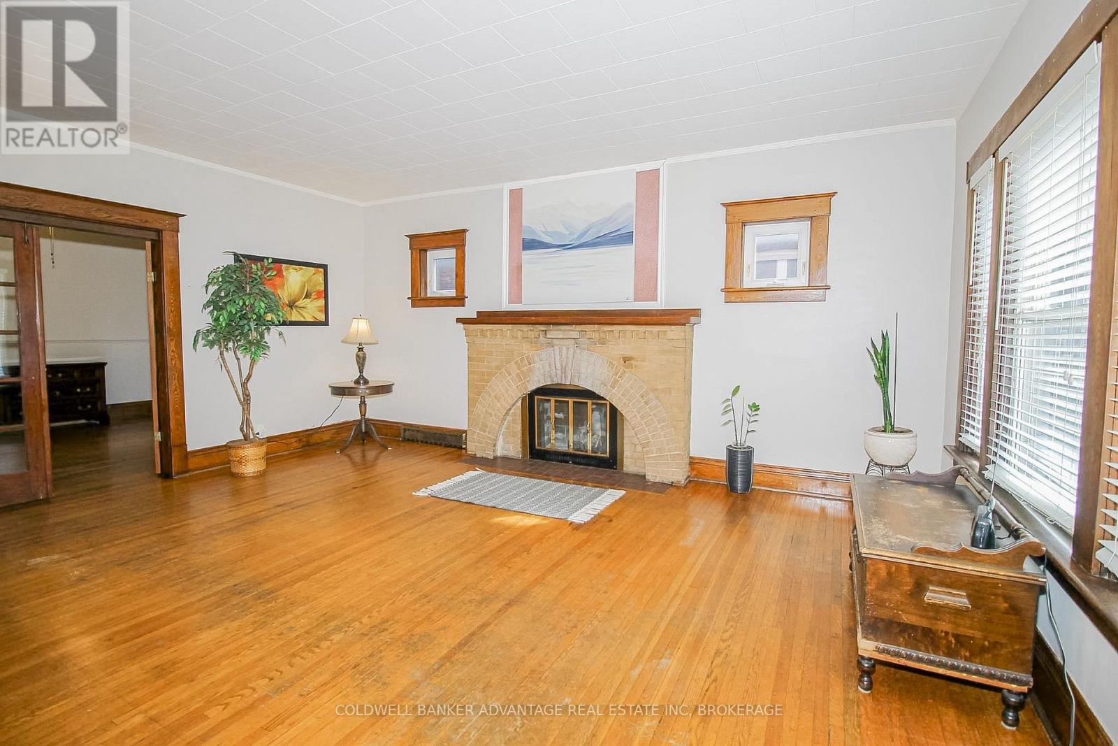 4859 Willmott Street, Niagara Falls, Ontario  L2E 1Z5 - Photo 10 - X13757962