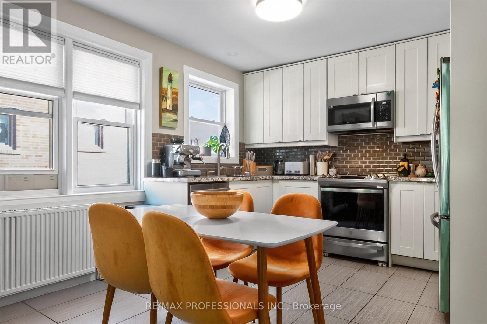 31 Long Branch Avenue, Toronto, Ontario  M8W 3H8 - Photo 13 - W13757942