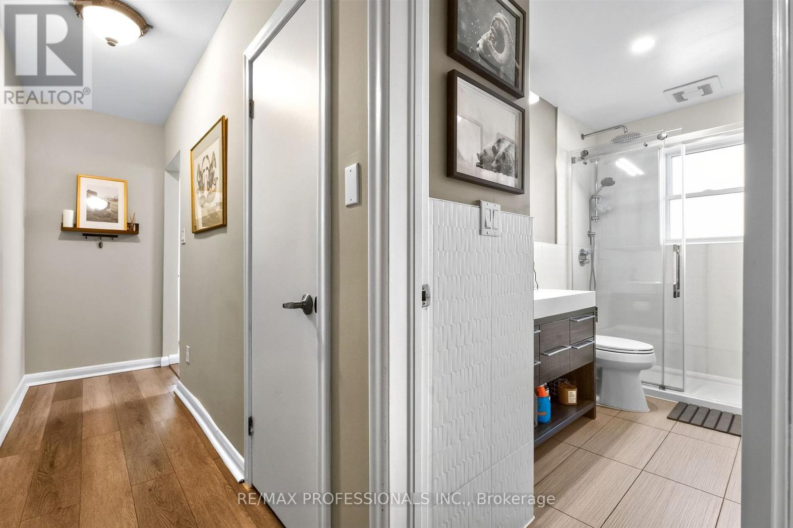 31 Long Branch Avenue, Toronto, Ontario  M8W 3H8 - Photo 21 - W13757942