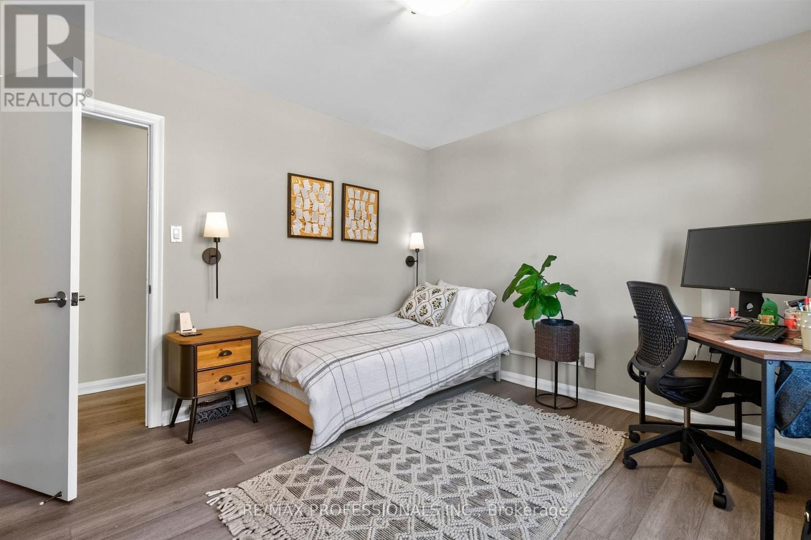 31 Long Branch Avenue, Toronto, Ontario  M8W 3H8 - Photo 24 - W13757942