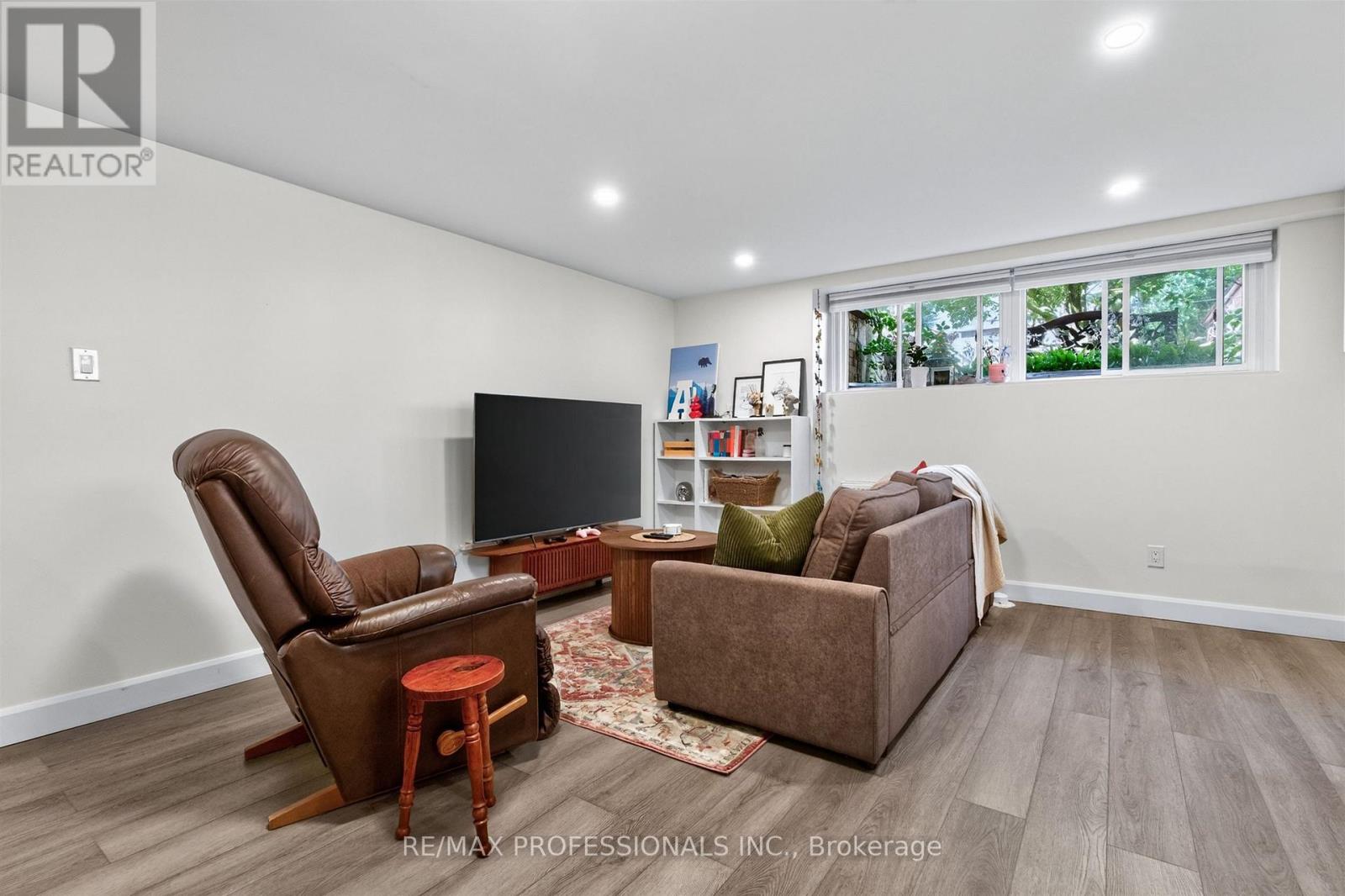 31 Long Branch Avenue, Toronto, Ontario  M8W 3H8 - Photo 28 - W13757942