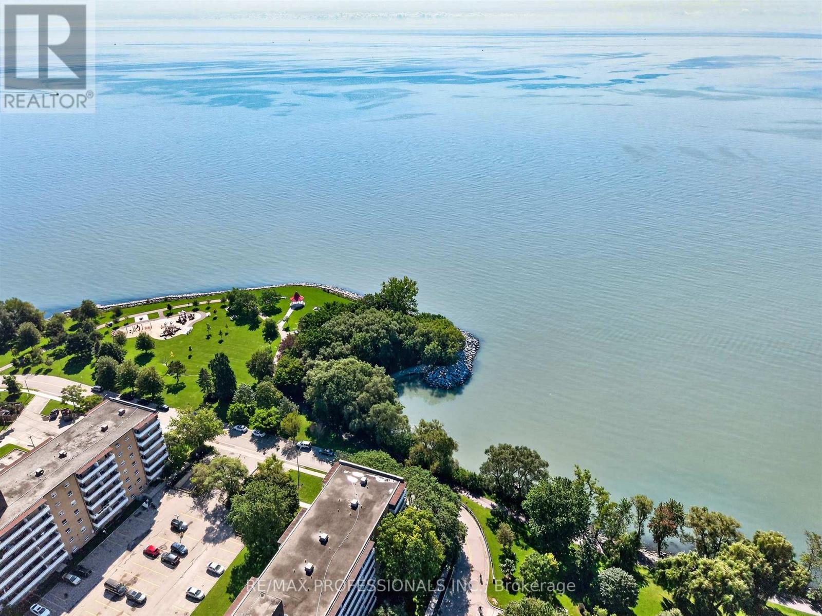 31 Long Branch Avenue, Toronto, Ontario  M8W 3H8 - Photo 46 - W13757942