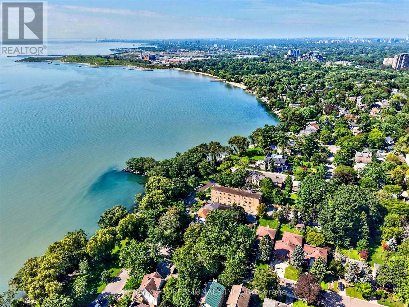 31 Long Branch Avenue, Toronto, Ontario  M8W 3H8 - Photo 49 - W13757942