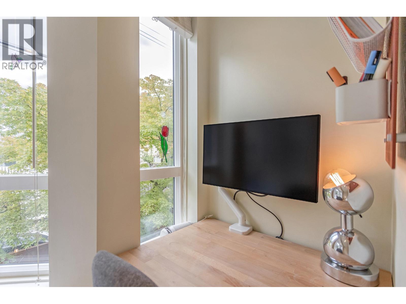 246 2565 W Broadway Street, Vancouver, British Columbia  V6K 2E9 - Photo 21 - R3162803