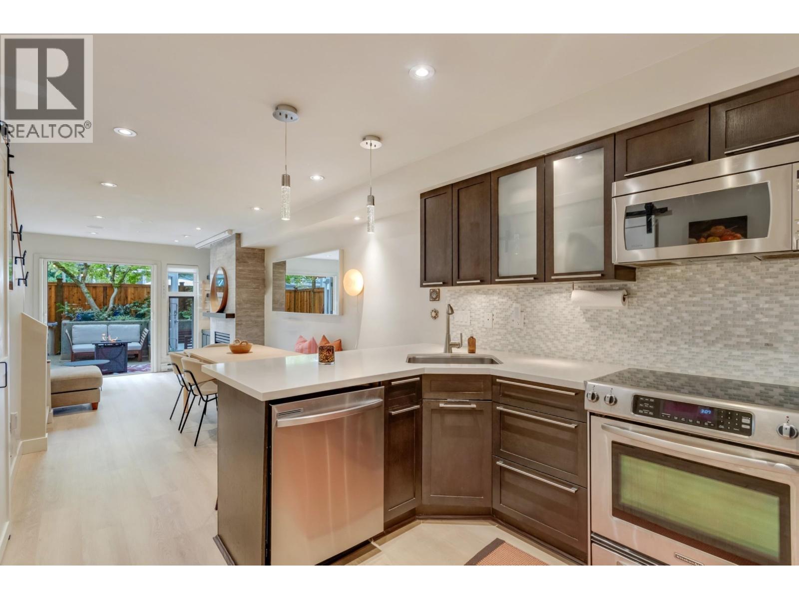 246 2565 W Broadway Street, Vancouver, British Columbia  V6K 2E9 - Photo 8 - R3162803