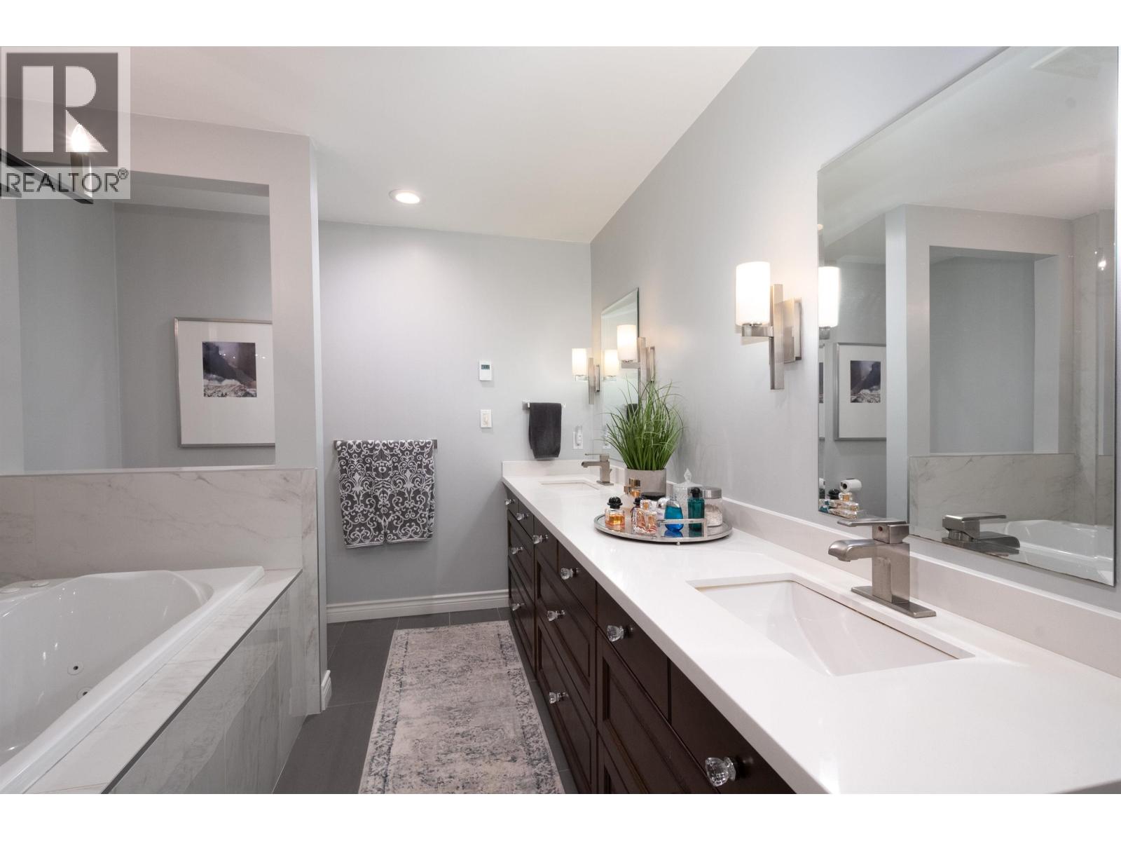 706 1500 Ostler Court, North Vancouver, British Columbia  V7G 2S2 - Photo 18 - R3162862