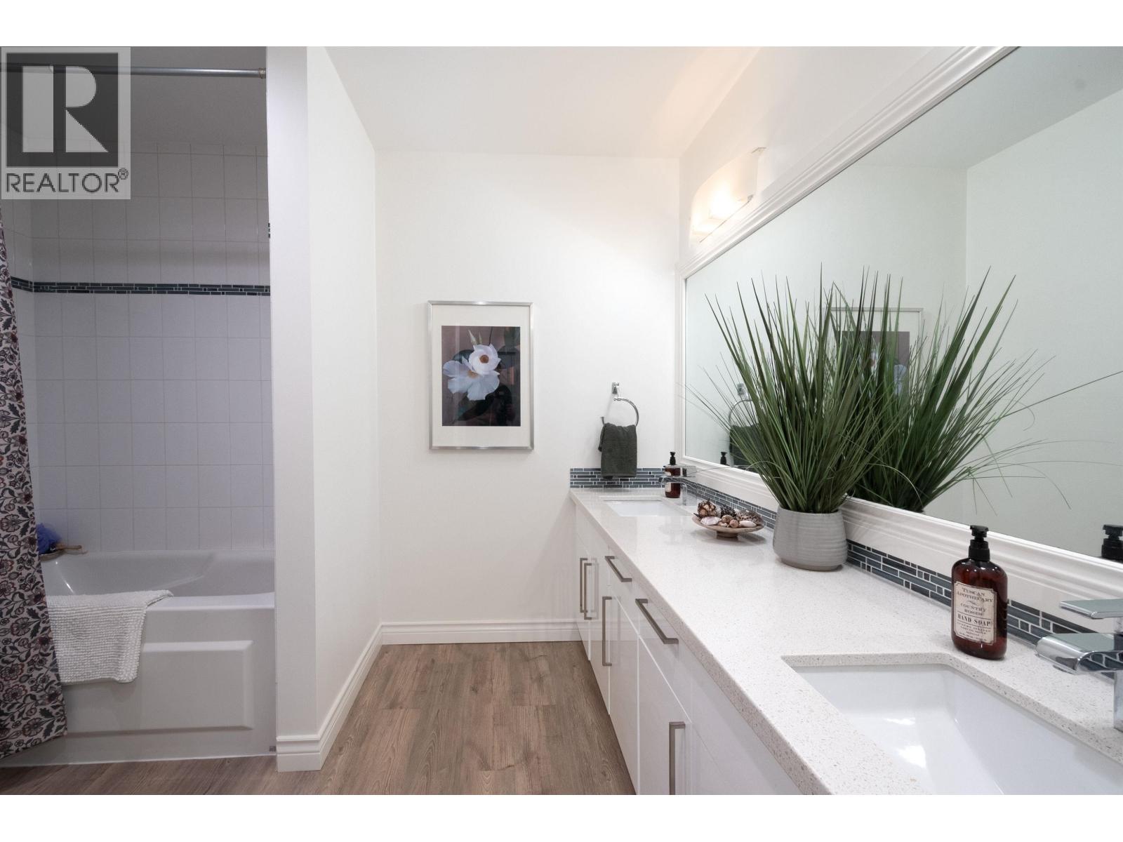 706 1500 Ostler Court, North Vancouver, British Columbia  V7G 2S2 - Photo 23 - R3162862