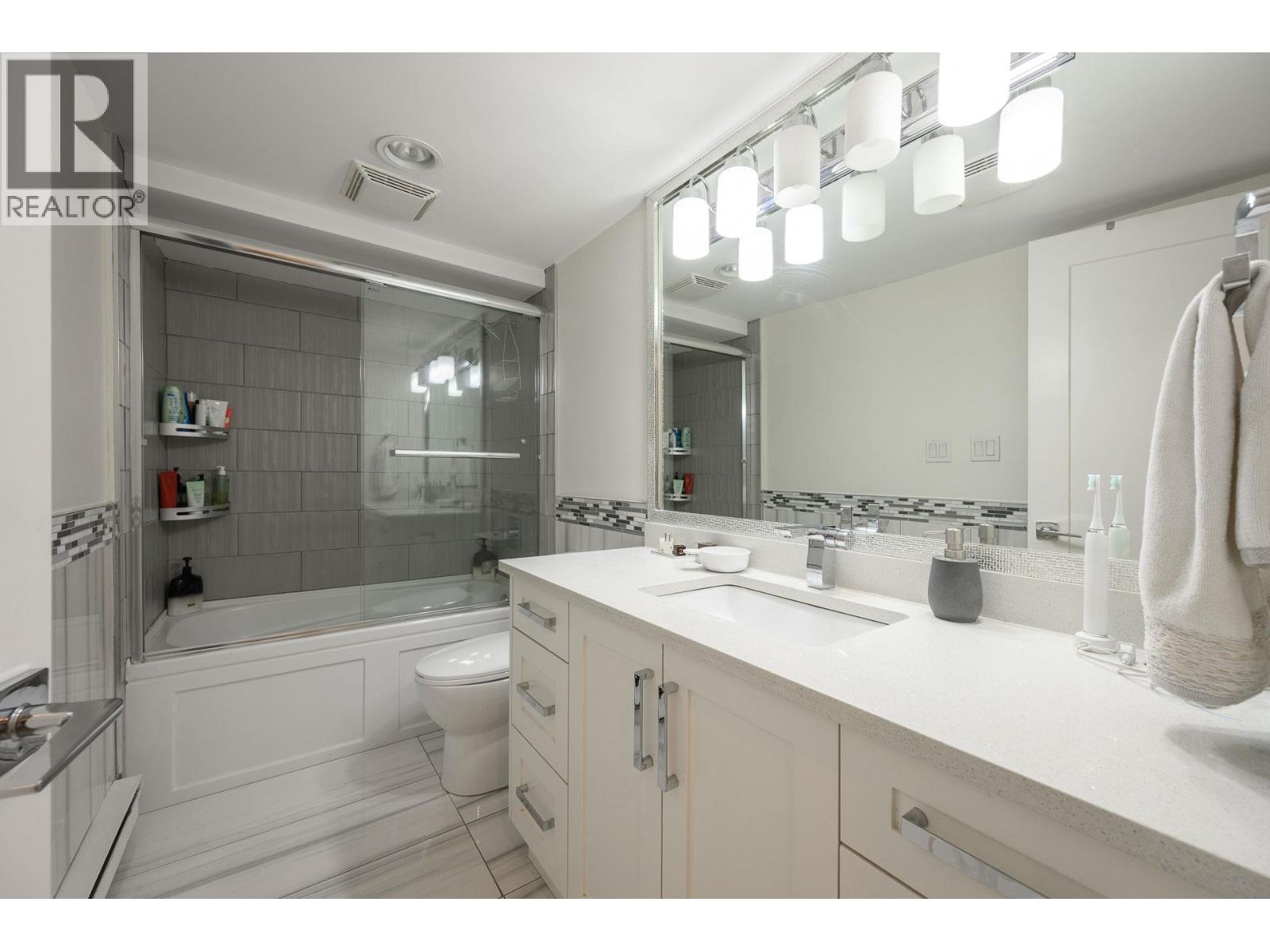 3201 Lonsdale Avenue, North Vancouver, British Columbia  V7N 4G8 - Photo 26 - R3162885