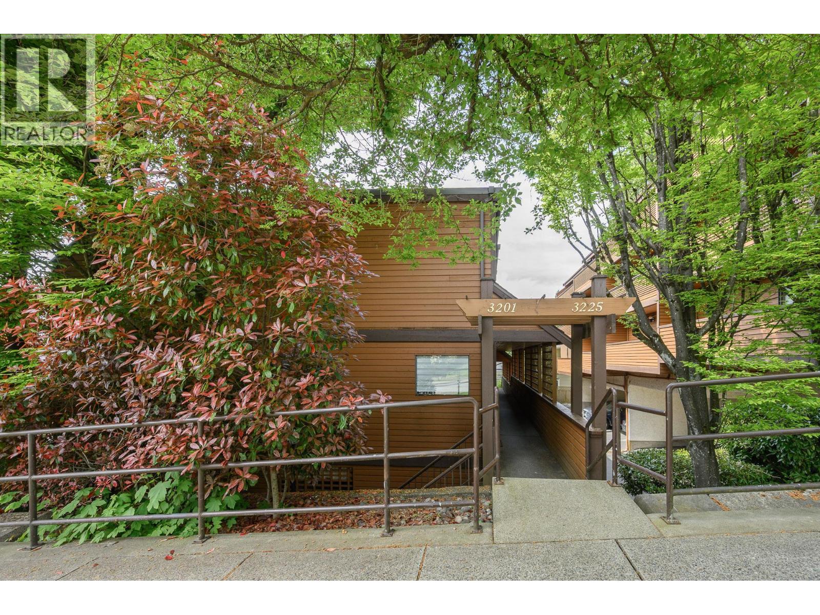 3201 Lonsdale Avenue, North Vancouver, British Columbia  V7N 4G8 - Photo 33 - R3162885
