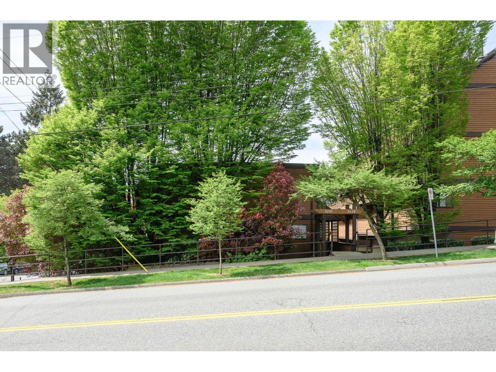 3201 Lonsdale Avenue, North Vancouver, British Columbia  V7N 4G8 - Photo 37 - R3162885