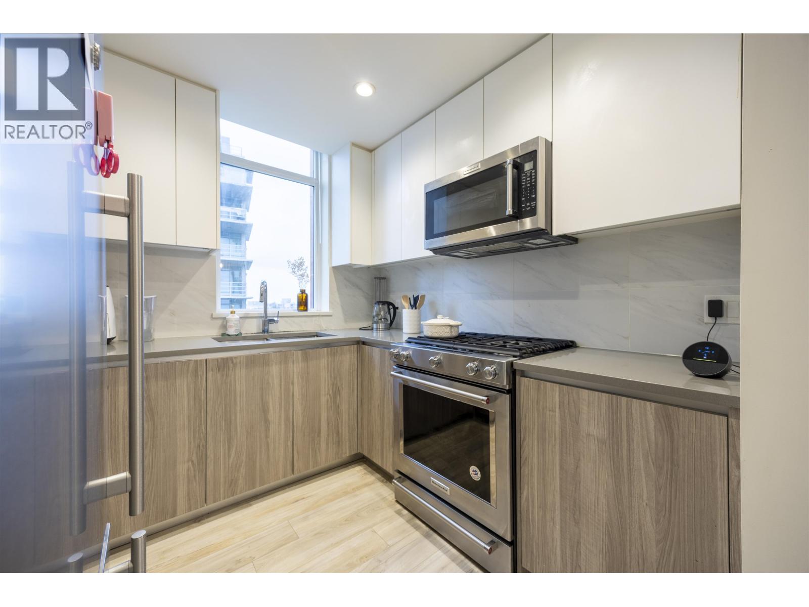 902 8940 University Crescent, Burnaby, British Columbia  V5A 0E7 - Photo 10 - R3162913
