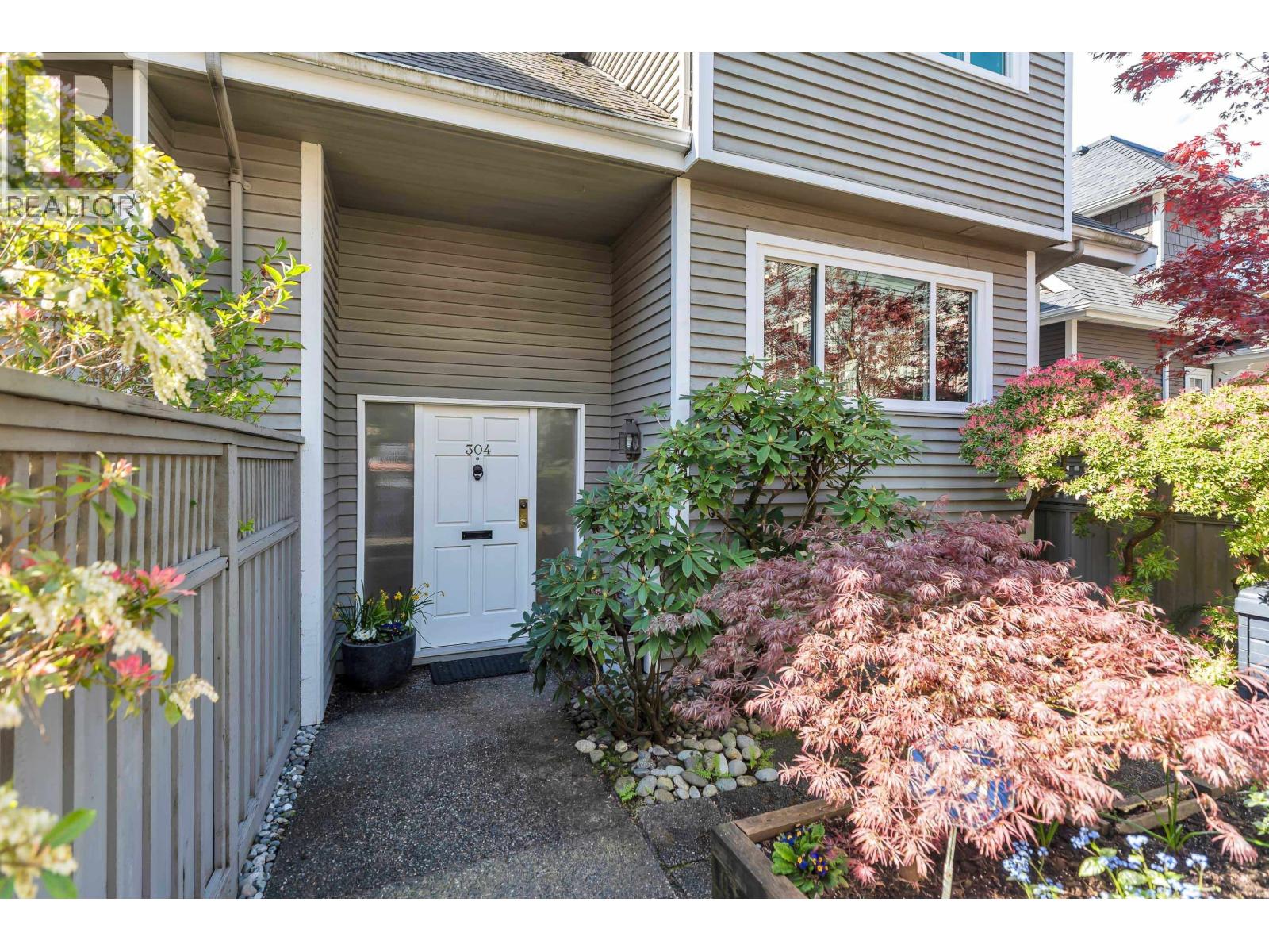 304 223 E Keith Road, North Vancouver, British Columbia  V7L 1V4 - Photo 2 - R3162932