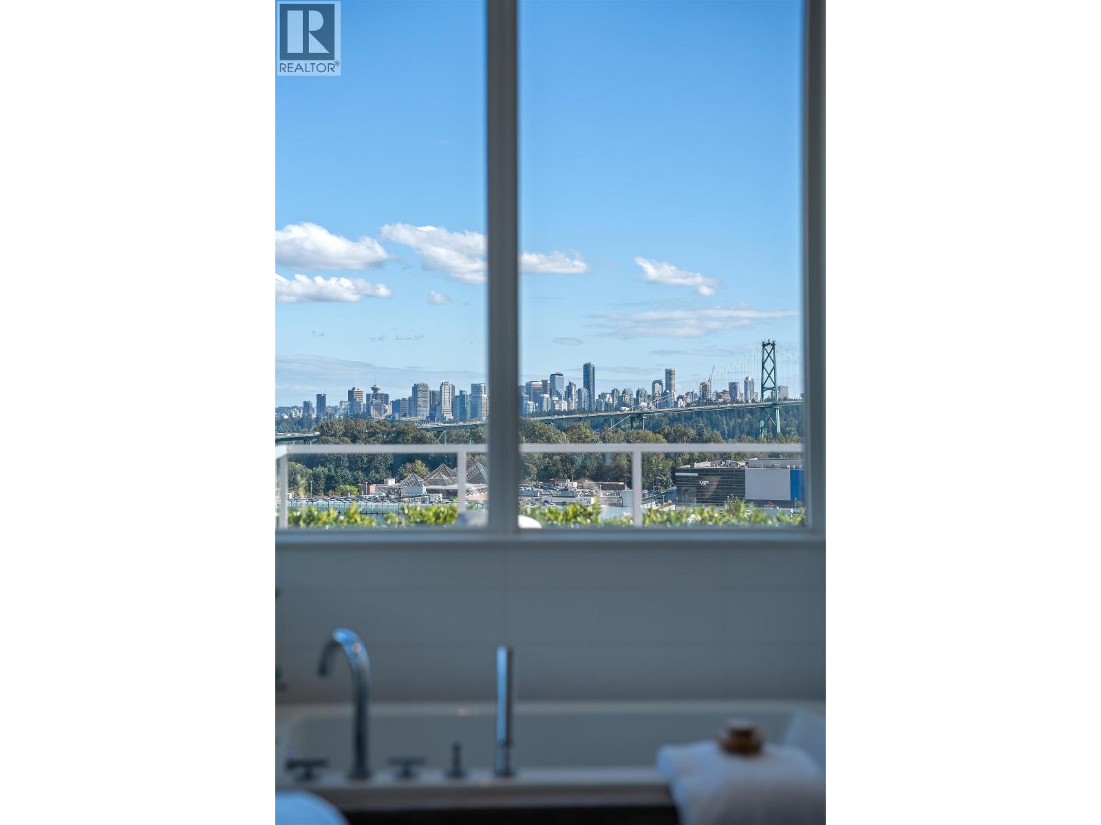 702 876 Keith Road, West Vancouver, British Columbia  V7T 1M3 - Photo 19 - R3162934
