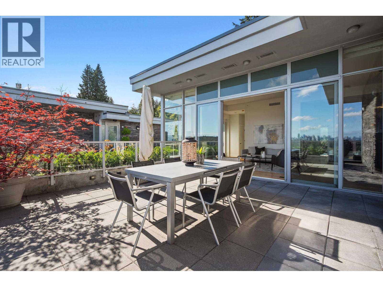 702 876 Keith Road, West Vancouver, British Columbia  V7T 1M3 - Photo 30 - R3162934
