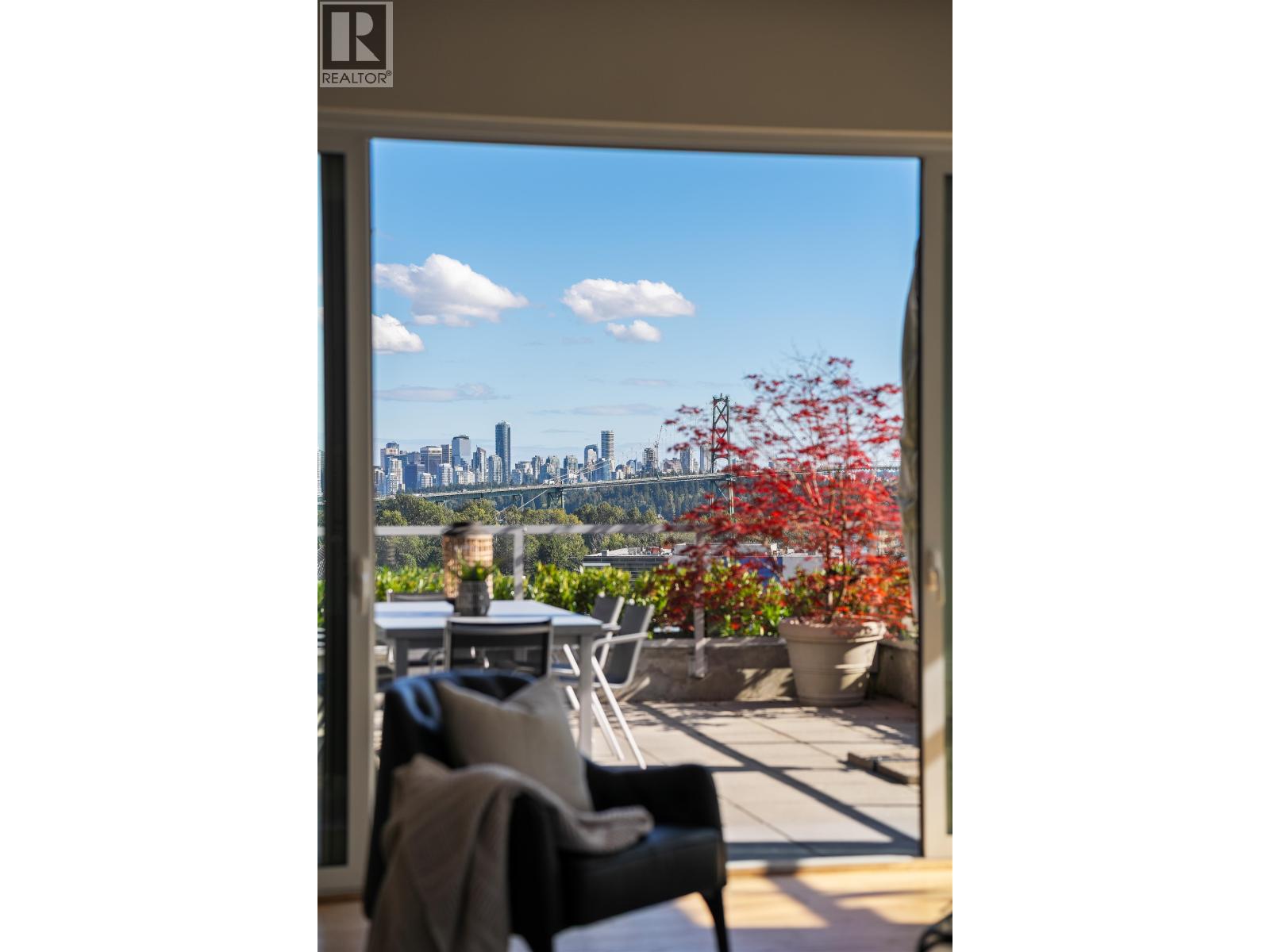 702 876 Keith Road, West Vancouver, British Columbia  V7T 1M3 - Photo 32 - R3162934