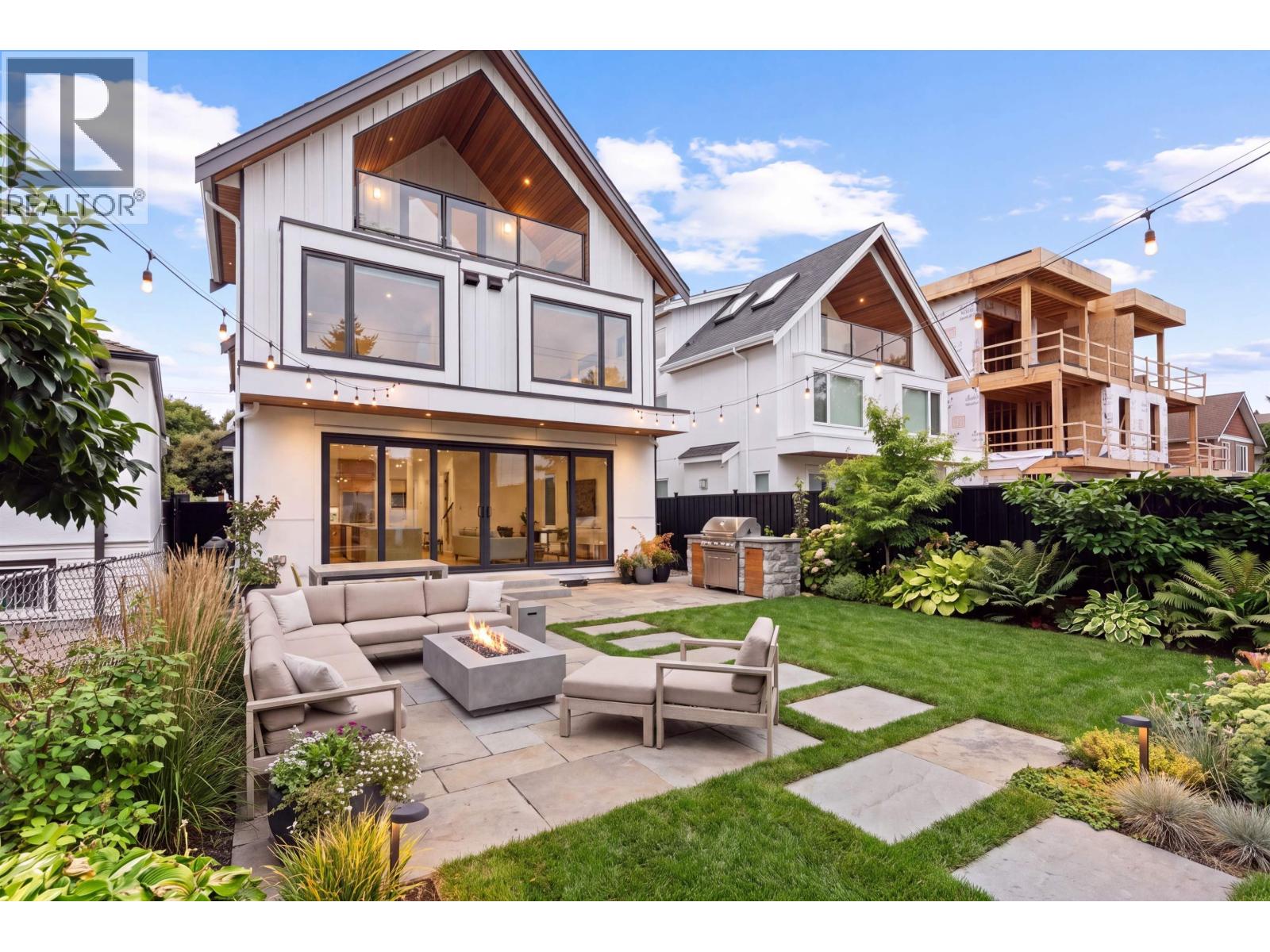 2608 E 4th Avenue, Vancouver, British Columbia  V5M 1K4 - Photo 10 - R3162837