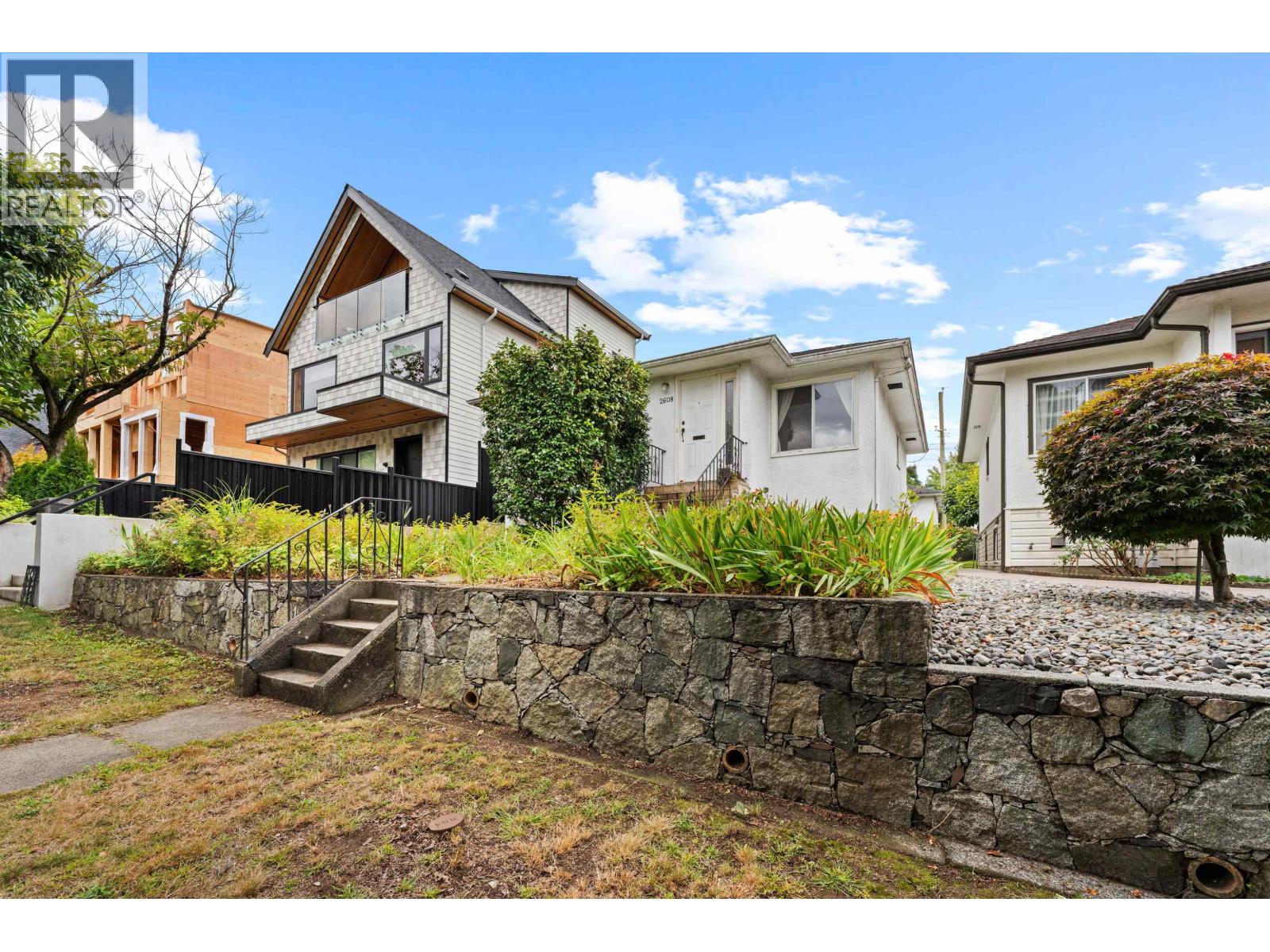2608 E 4th Avenue, Vancouver, British Columbia  V5M 1K4 - Photo 2 - R3162837
