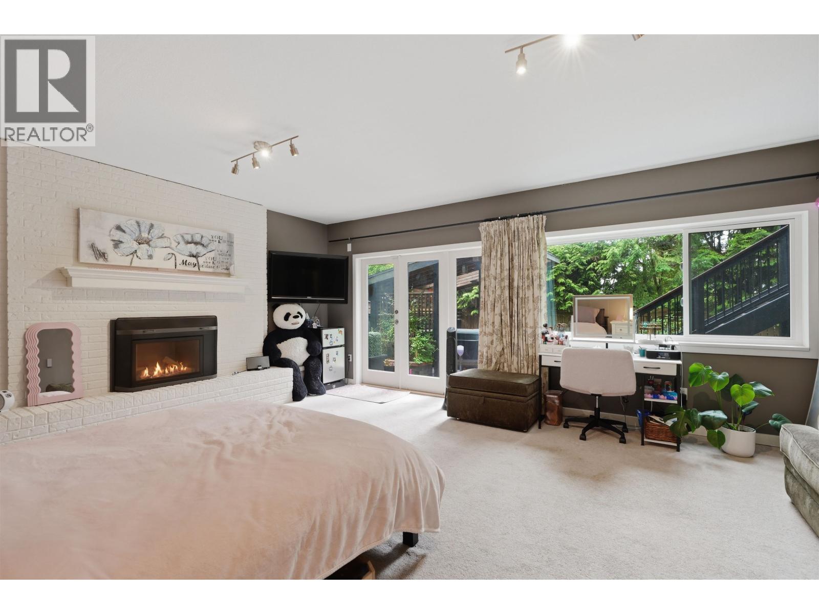 2261 Hill Drive, North Vancouver, British Columbia  V7H 2N1 - Photo 28 - R3162905