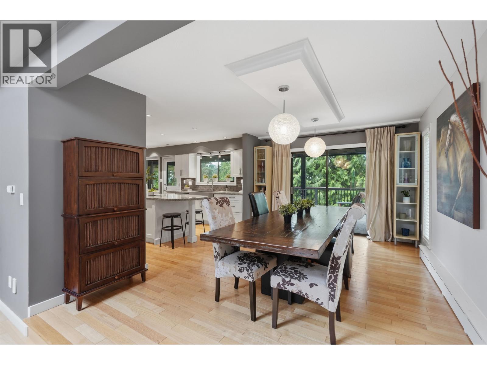 2261 Hill Drive, North Vancouver, British Columbia  V7H 2N1 - Photo 8 - R3162905