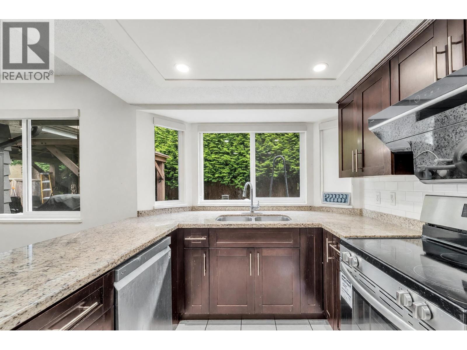 5331 Tiffany Place, Richmond, British Columbia  V7C 5A6 - Photo 11 - R3162919