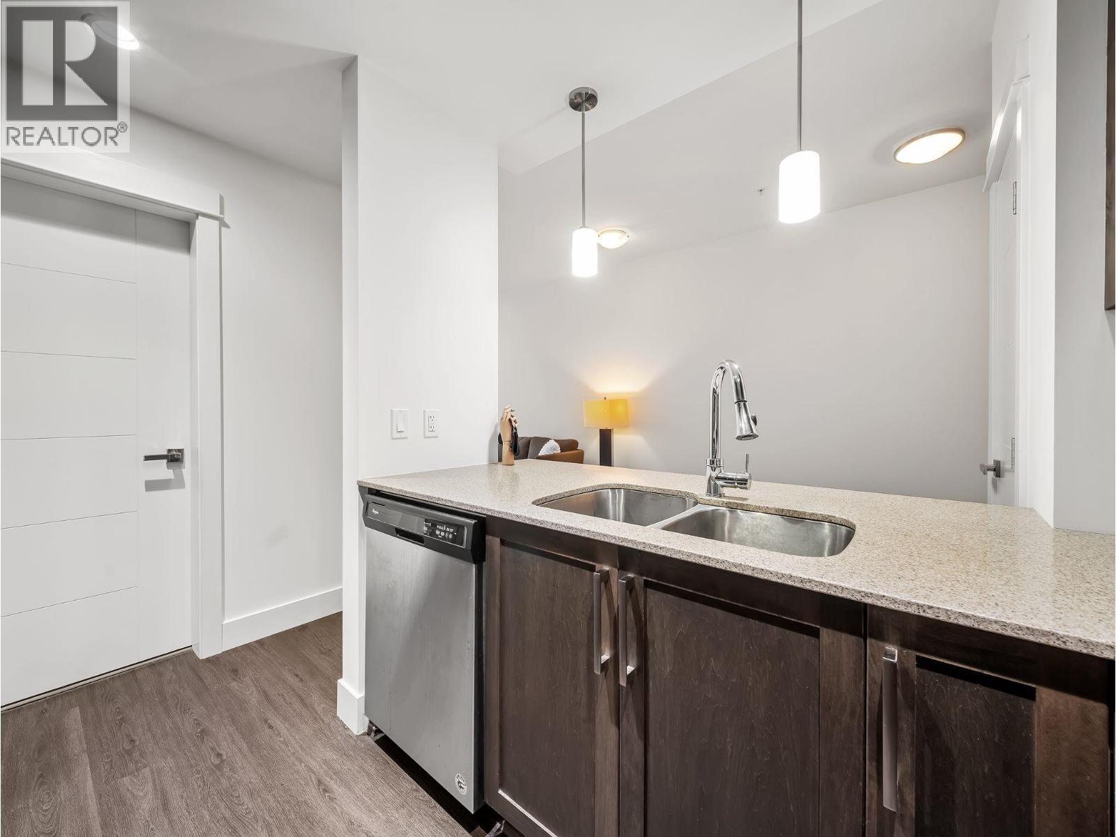 305 2465 Wilson Avenue, Port Coquitlam, British Columbia  V3C 0E6 - Photo 8 - R3162095