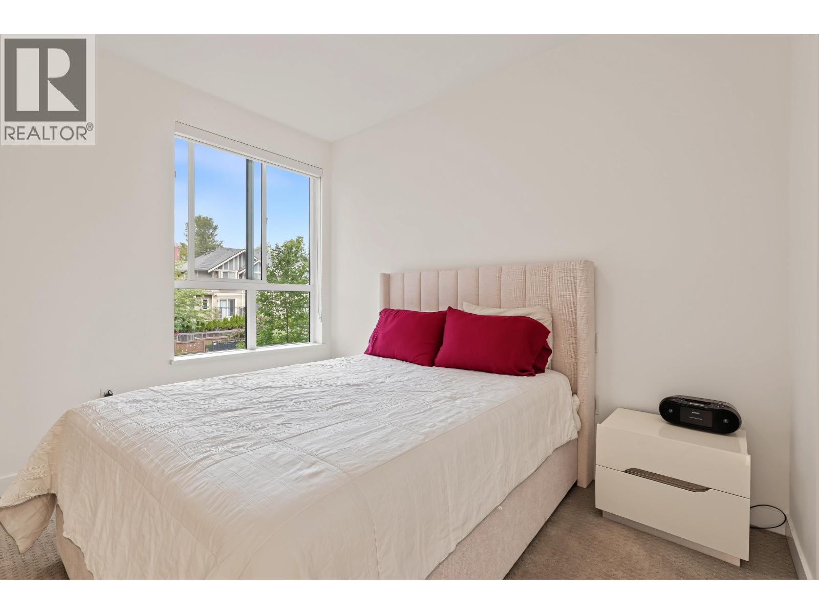 218 7169 14th Avenue, Burnaby, British Columbia  V3N 0H6 - Photo 11 - R3161172