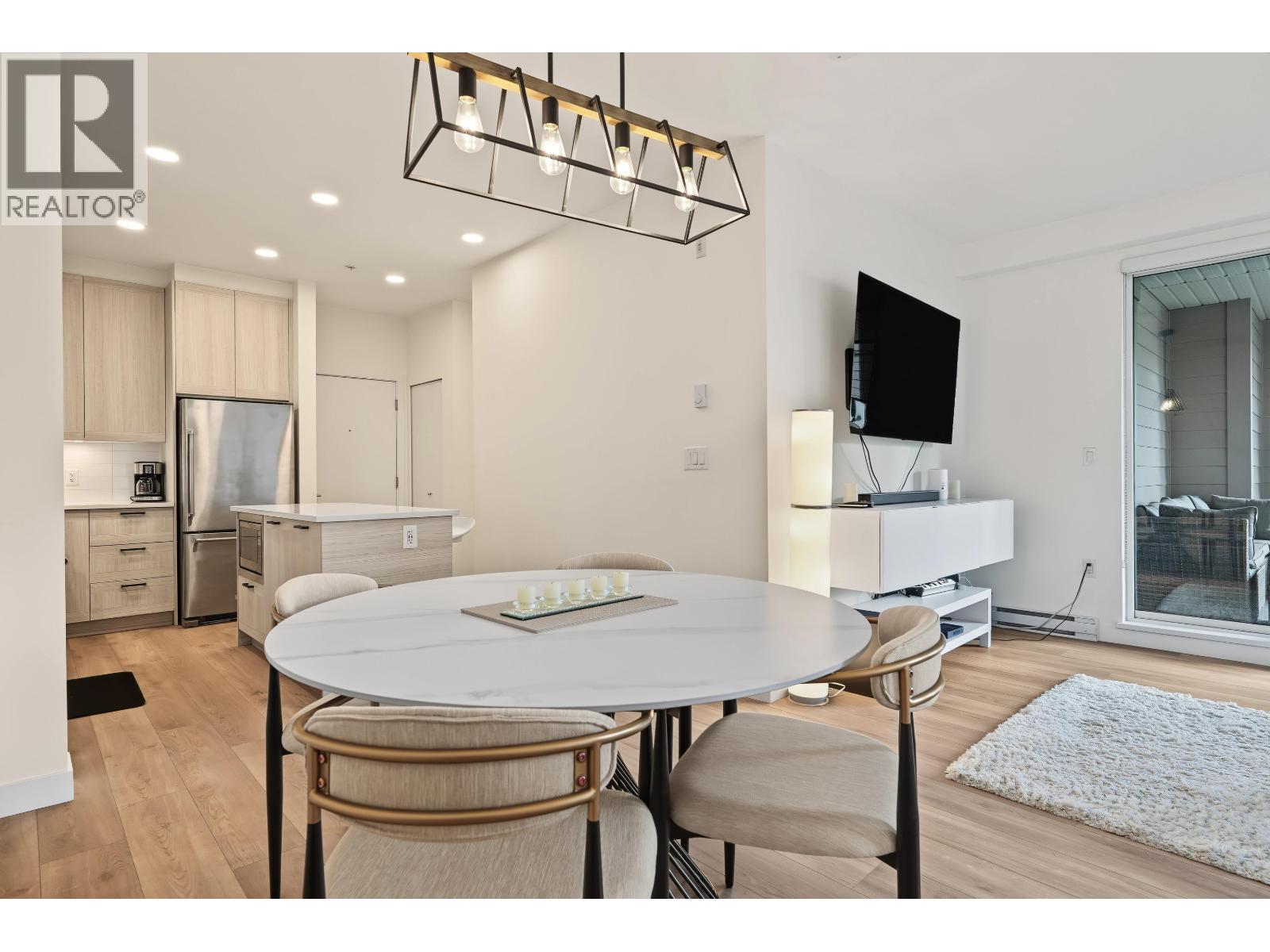 218 7169 14th Avenue, Burnaby, British Columbia  V3N 0H6 - Photo 6 - R3161172