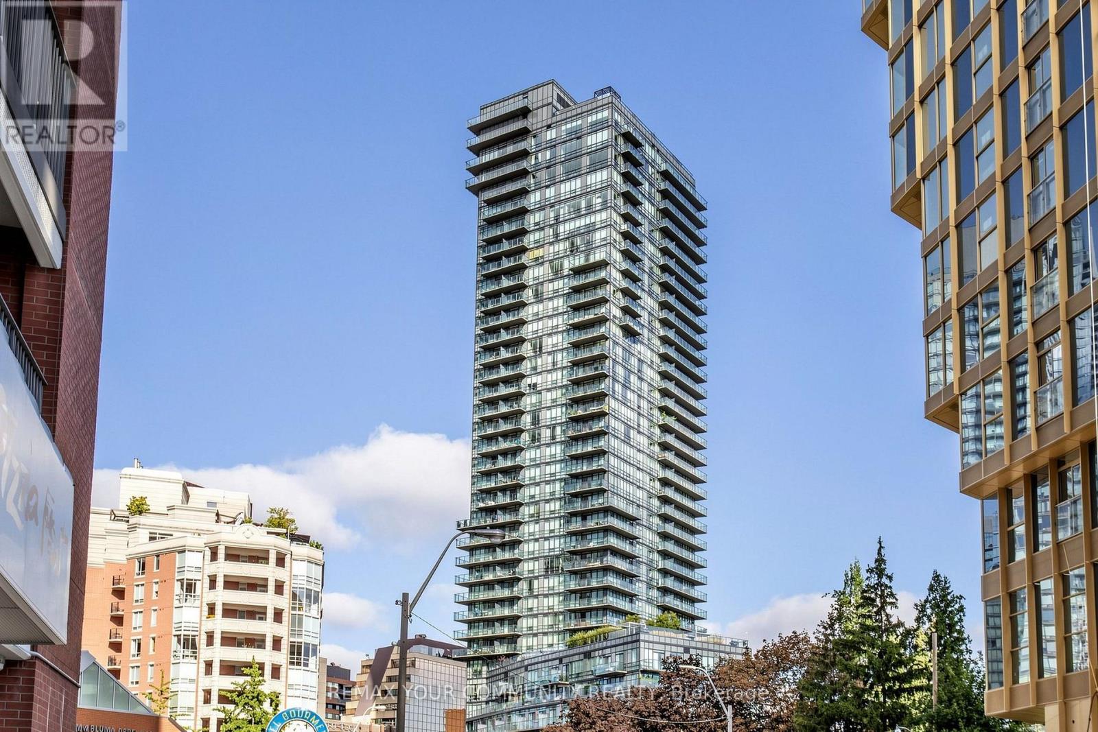 2101 - 825 CHURCH STREET, Toronto, Ontario