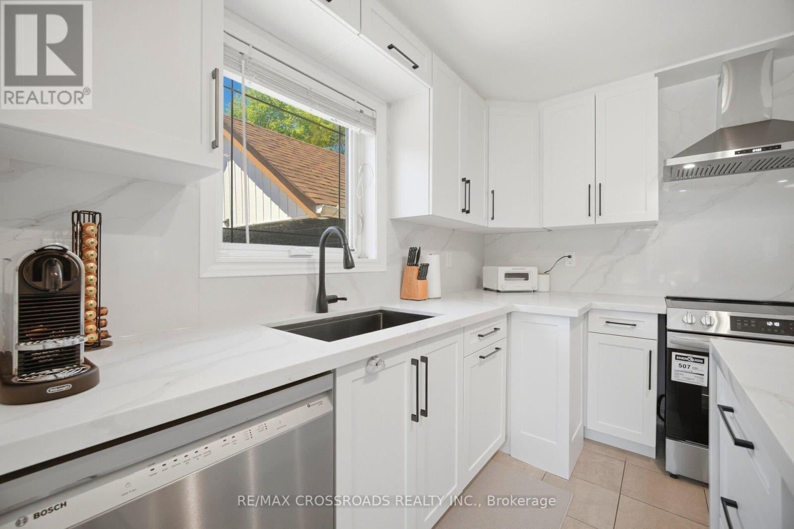 18 Adanac Drive, Toronto, Ontario  M1M 2E4 - Photo 22 - E13757988