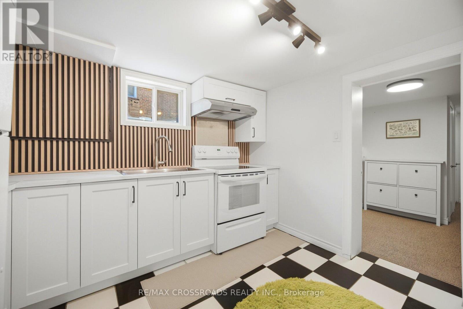 18 Adanac Drive, Toronto, Ontario  M1M 2E4 - Photo 38 - E13757988