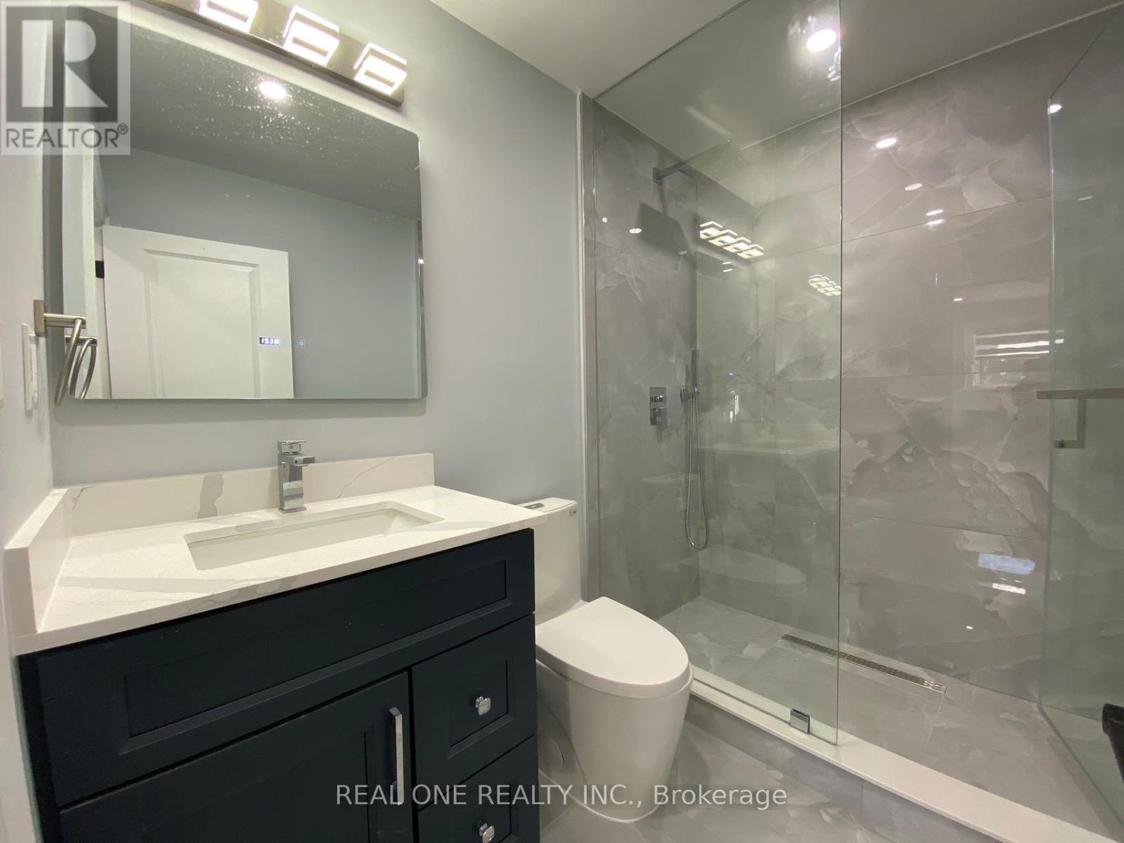 Room U2 - 1186 Shadeland Drive, Mississauga (Erindale), Ontario  L5C 1P4 - Photo 13 - W13757972