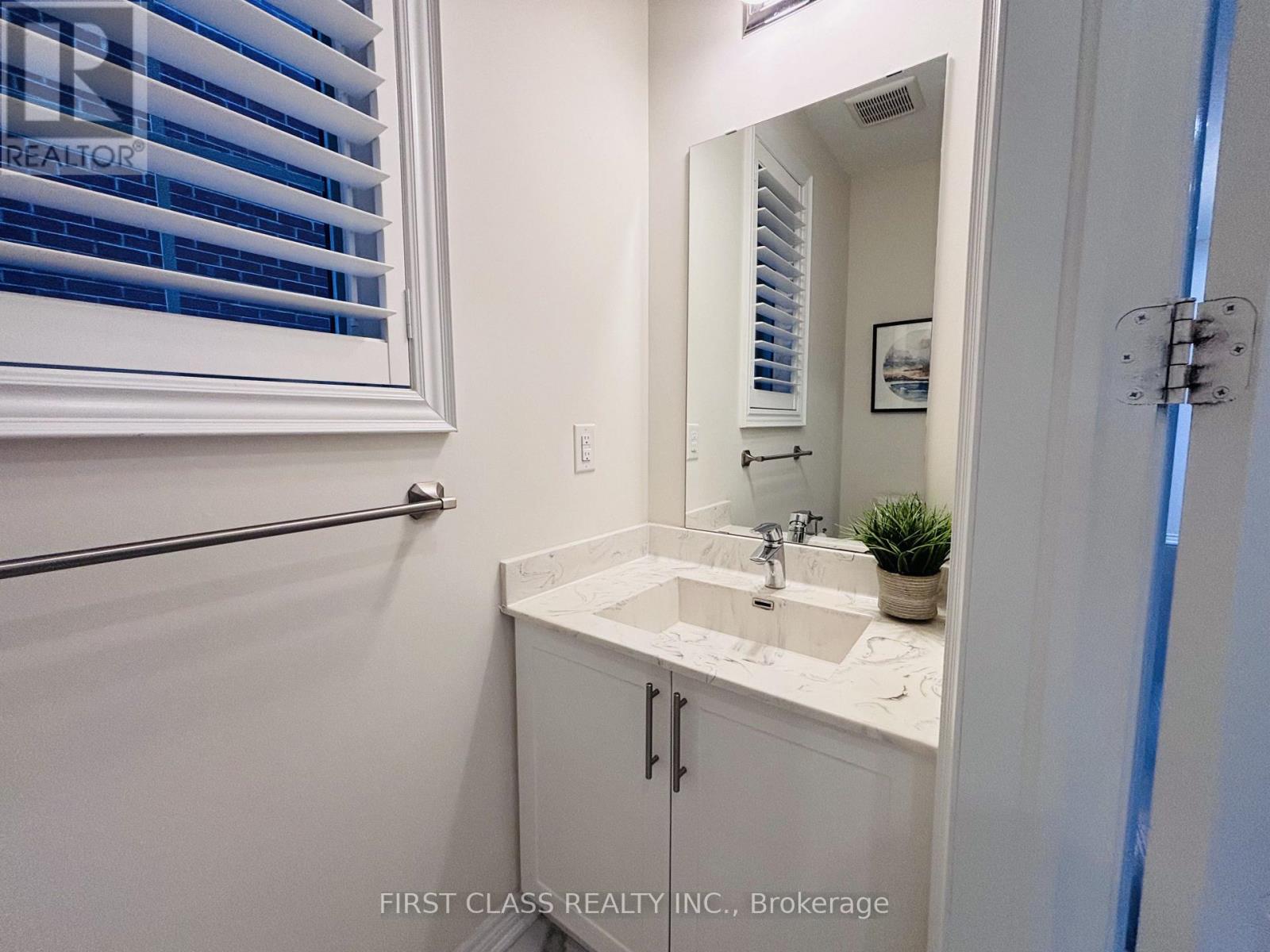 26 Leary Crescent, Richmond Hill, Ontario  L4S 0G7 - Photo 9 - N13754842