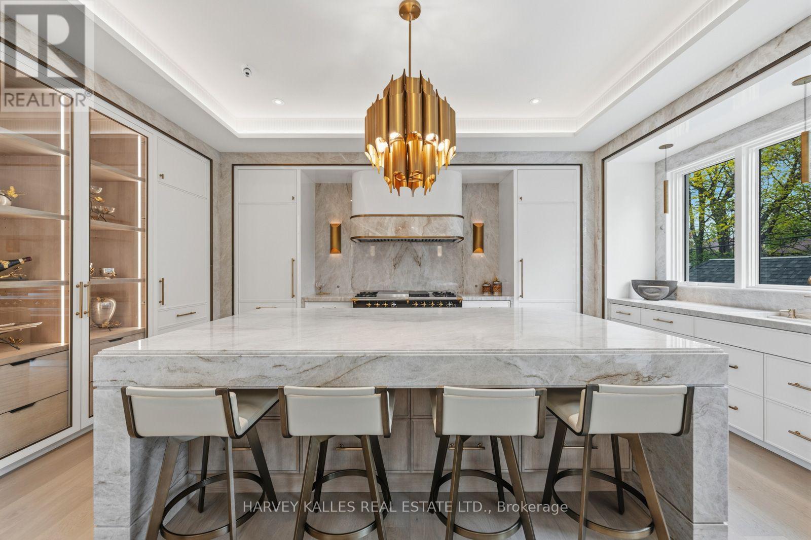 117 Yonge Boulevard, Toronto, Ontario  M5M 3H2 - Photo 12 - C13755546