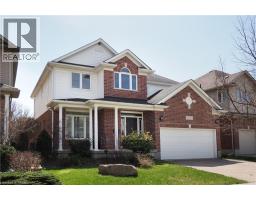 15 TREEVIEW Drive, St. Jacobs, Ontario