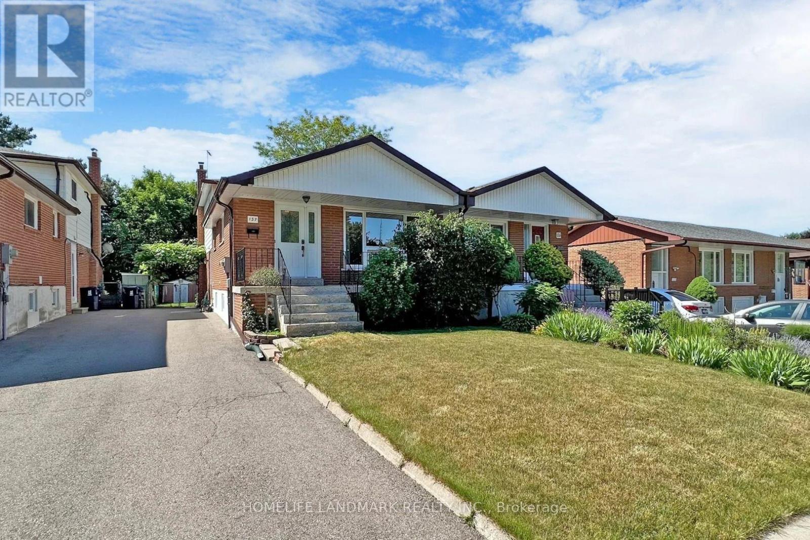 LOWER - 137 ANGUS DRIVE, Toronto, Ontario