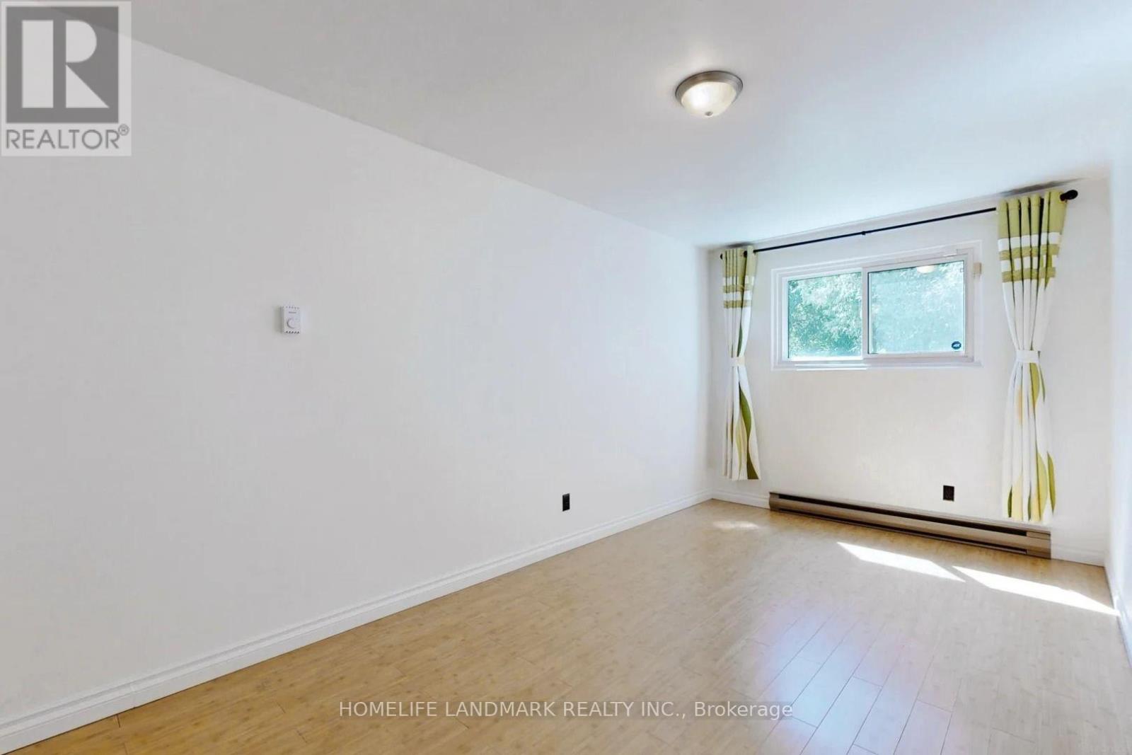 Lower - 137 Angus Drive, Toronto, Ontario  M2J 2W9 - Photo 2 - C13758014