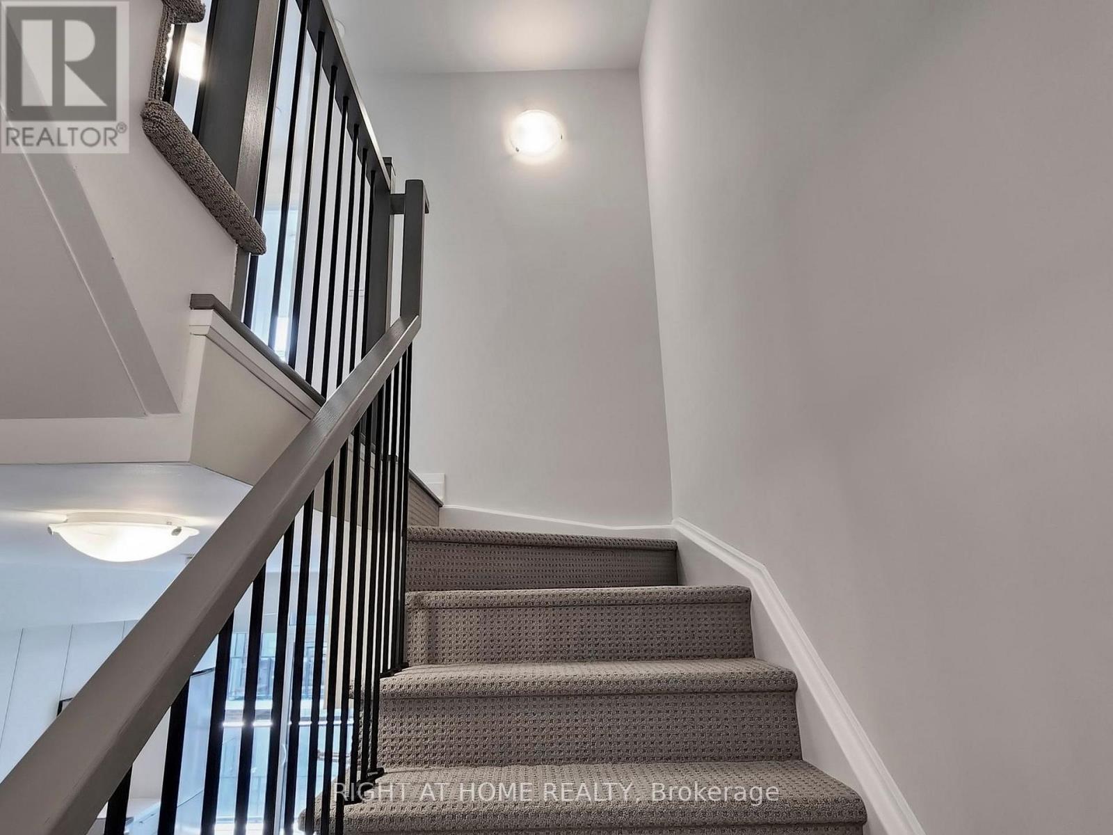 30 - 851 Sheppard Avenue W, Toronto, Ontario  M3H 0G2 - Photo 17 - C13758030