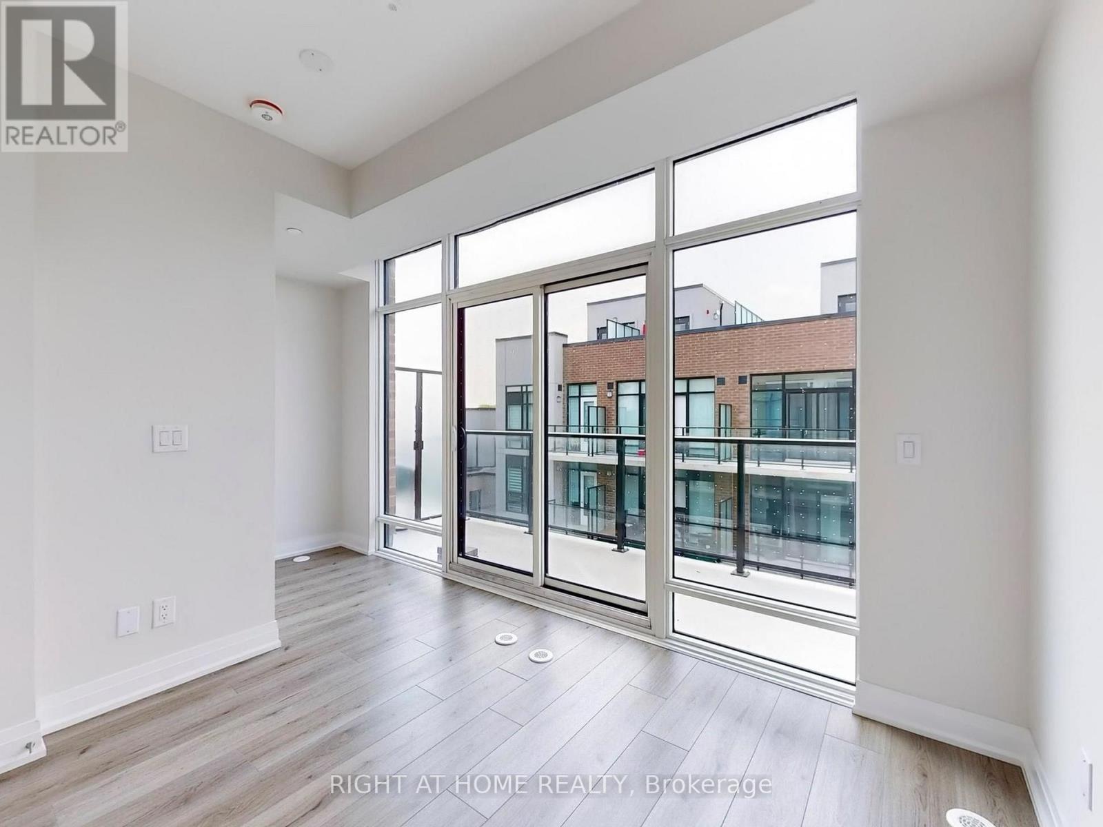 30 - 851 Sheppard Avenue W, Toronto, Ontario  M3H 0G2 - Photo 18 - C13758030