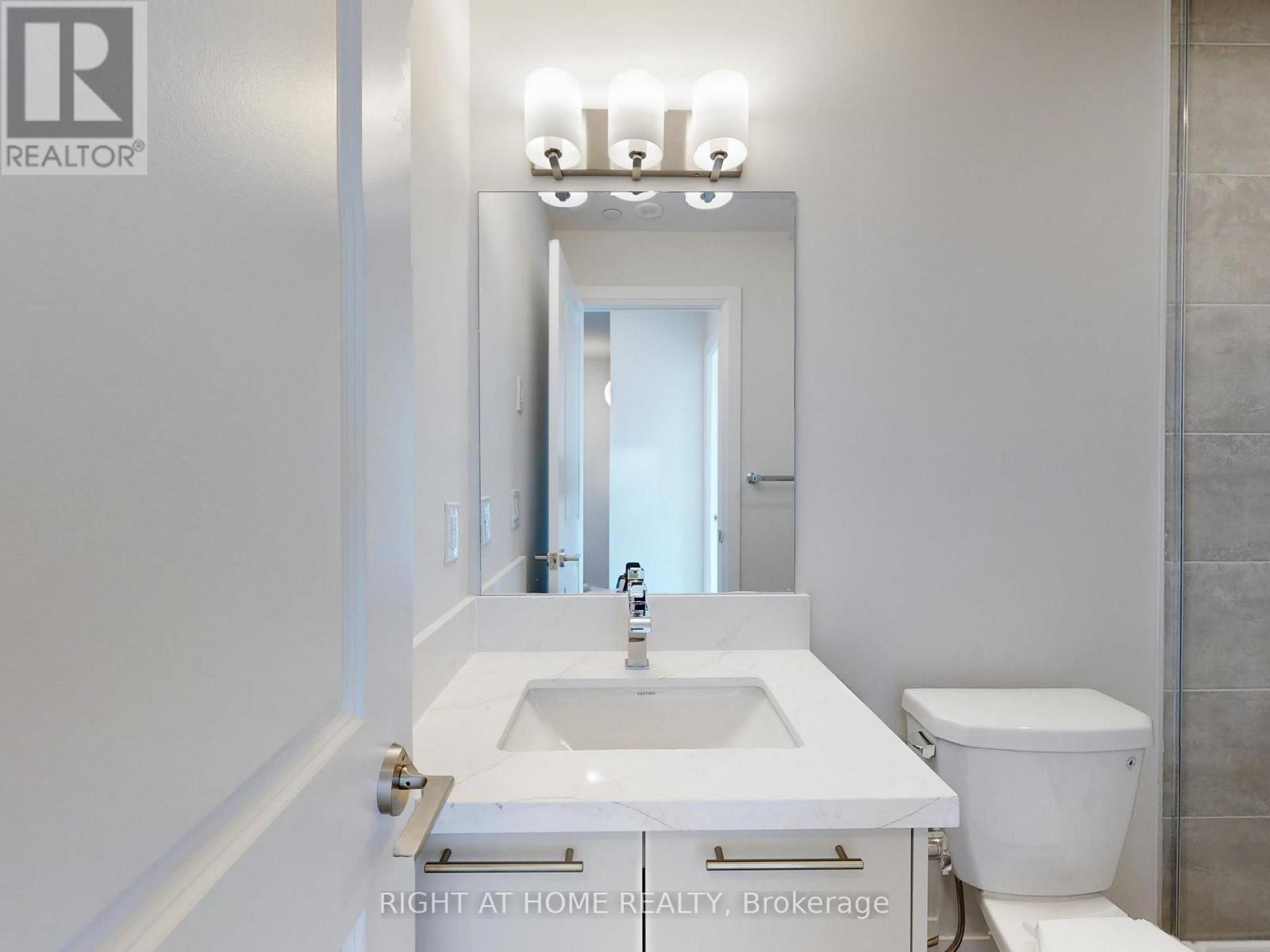 30 - 851 Sheppard Avenue W, Toronto, Ontario  M3H 0G2 - Photo 21 - C13758030