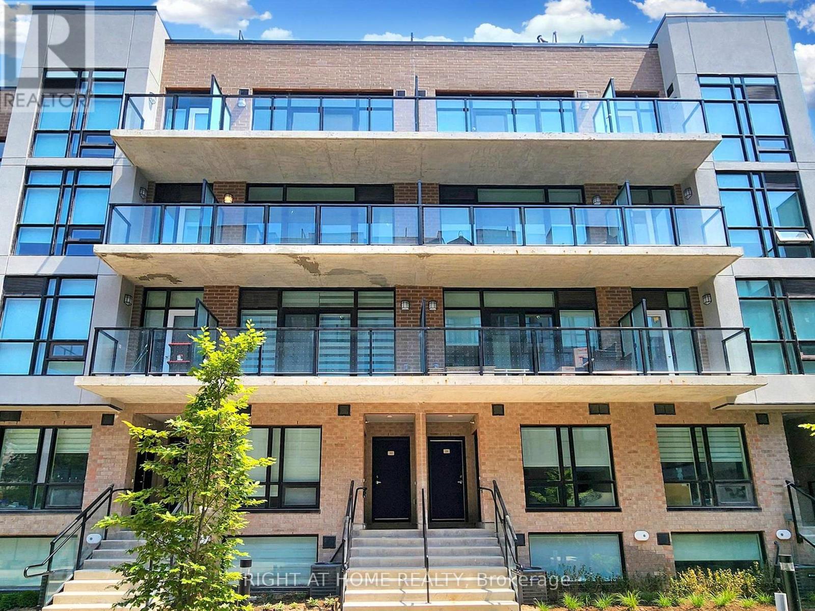 30 - 851 Sheppard Avenue W, Toronto, Ontario  M3H 0G2 - Photo 3 - C13758030