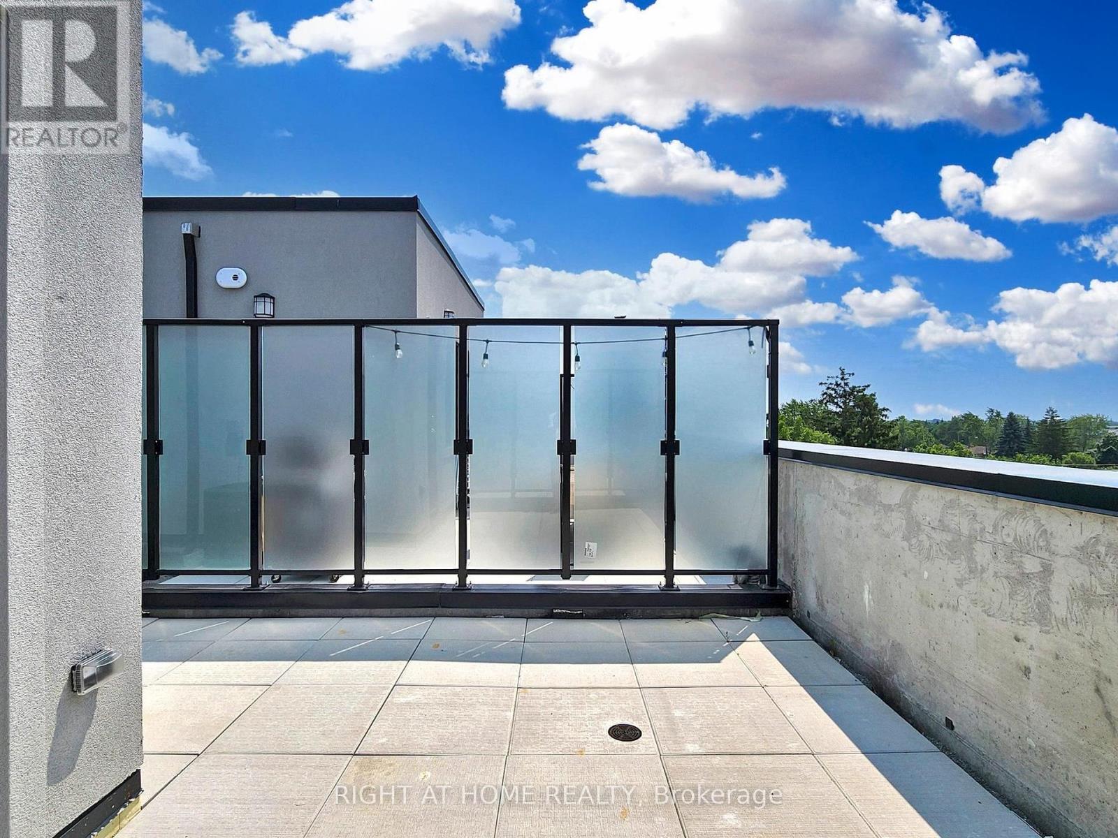 30 - 851 Sheppard Avenue W, Toronto, Ontario  M3H 0G2 - Photo 30 - C13758030