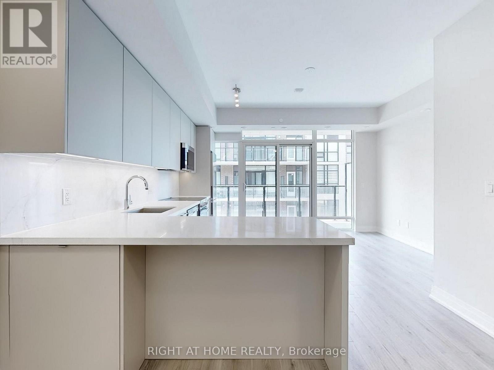 30 - 851 Sheppard Avenue W, Toronto, Ontario  M3H 0G2 - Photo 6 - C13758030