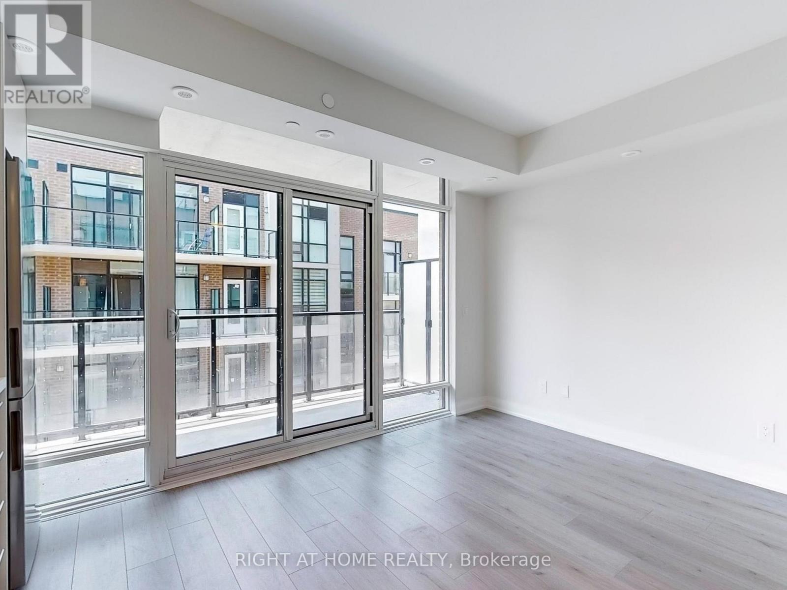 30 - 851 Sheppard Avenue W, Toronto, Ontario  M3H 0G2 - Photo 8 - C13758030