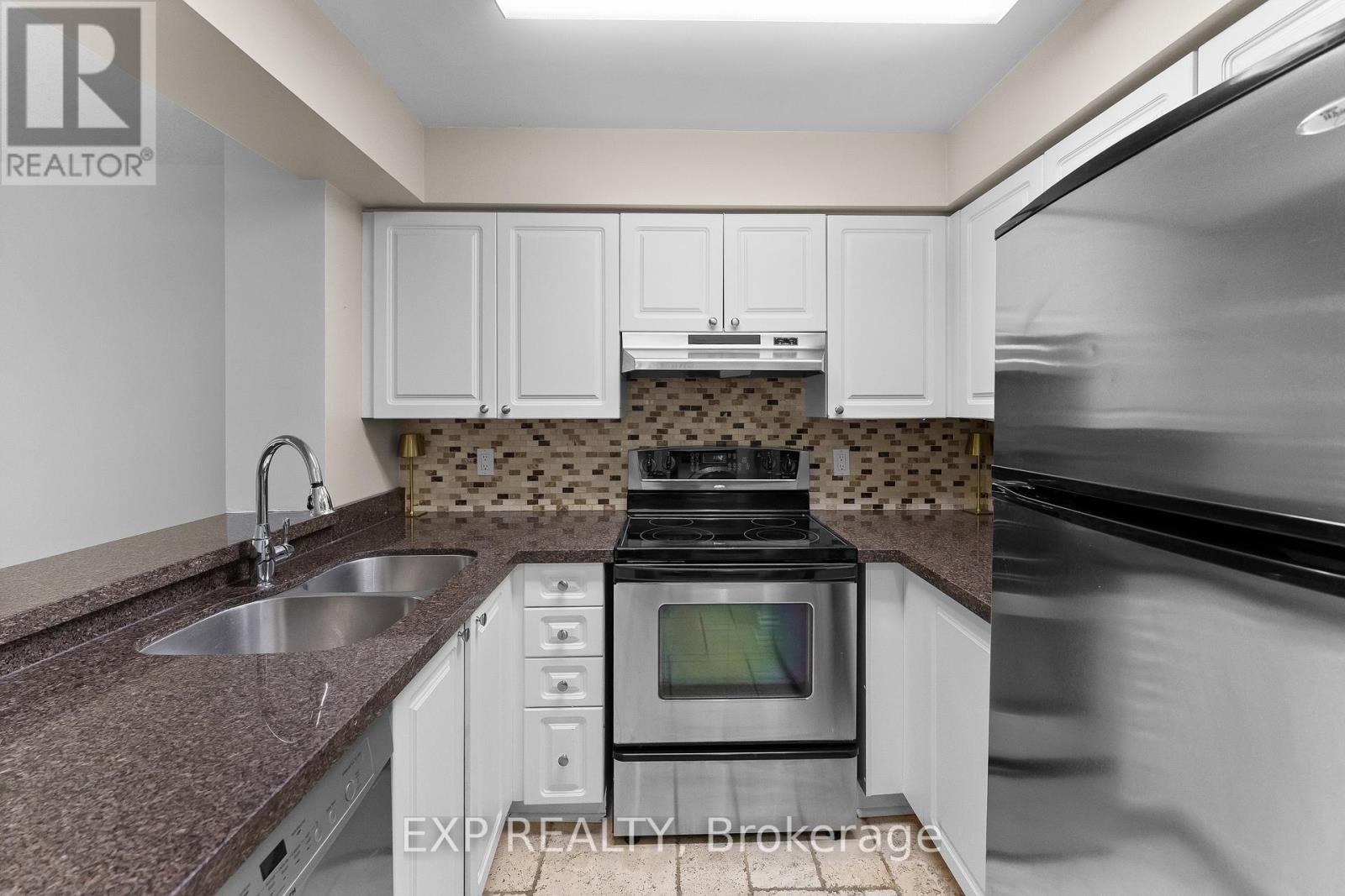 308 - 398 Eglinton Avenue E, Toronto, Ontario  M4P 3H8 - Photo 10 - C13758032