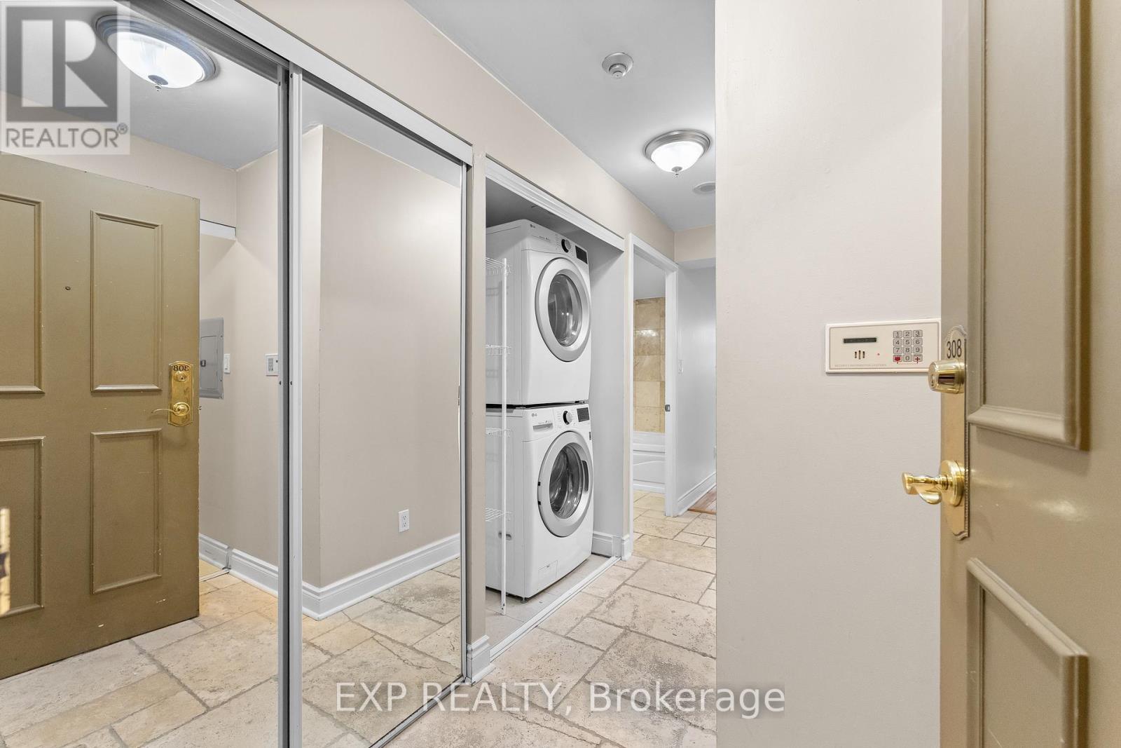 308 - 398 Eglinton Avenue E, Toronto, Ontario  M4P 3H8 - Photo 14 - C13758032