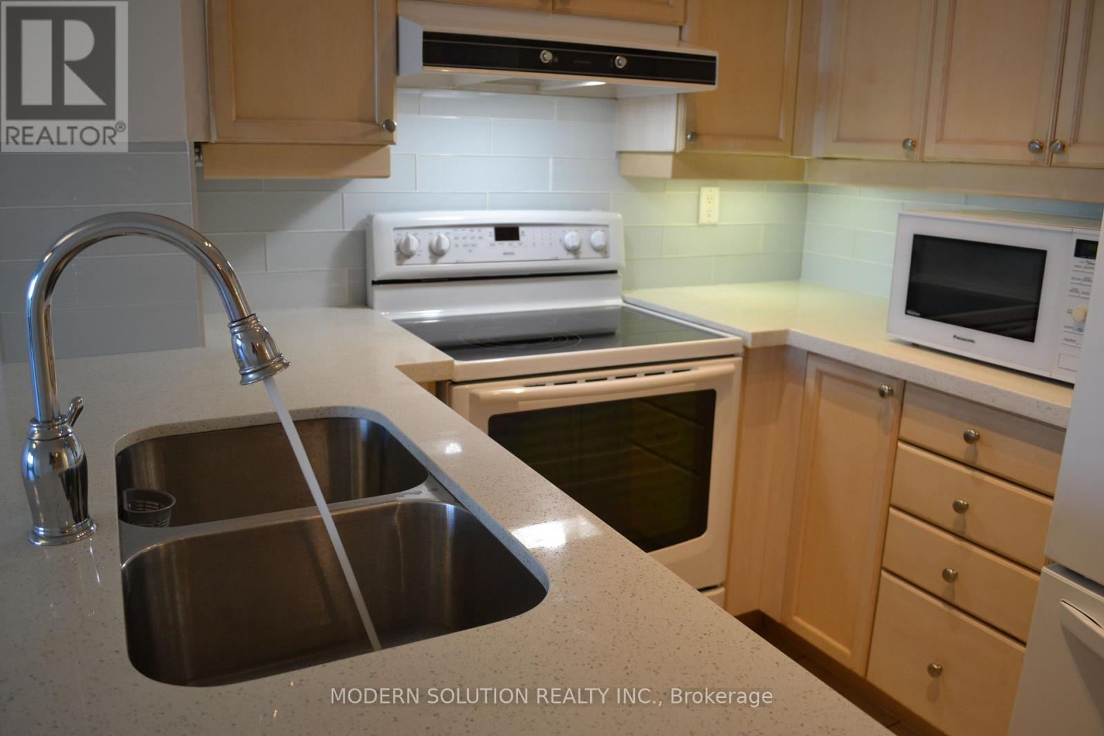 610 - 1 Rean Drive, Toronto, Ontario  M2K 1H1 - Photo 11 - C13758048