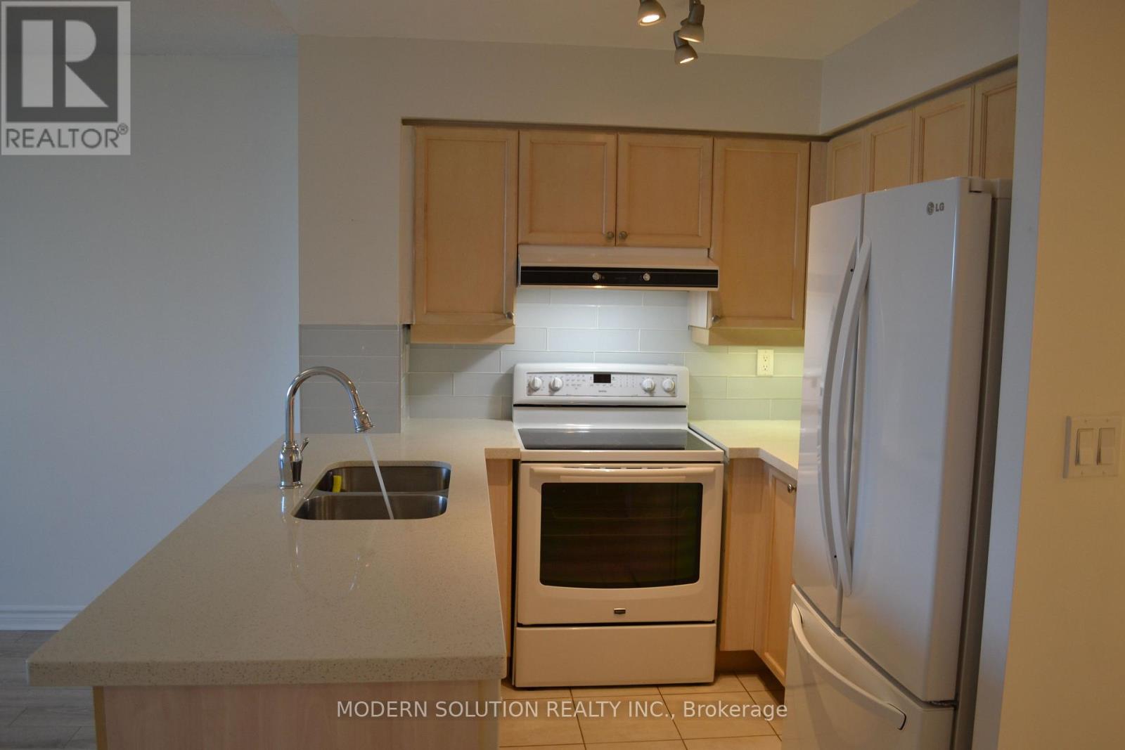 610 - 1 Rean Drive, Toronto, Ontario  M2K 1H1 - Photo 13 - C13758048